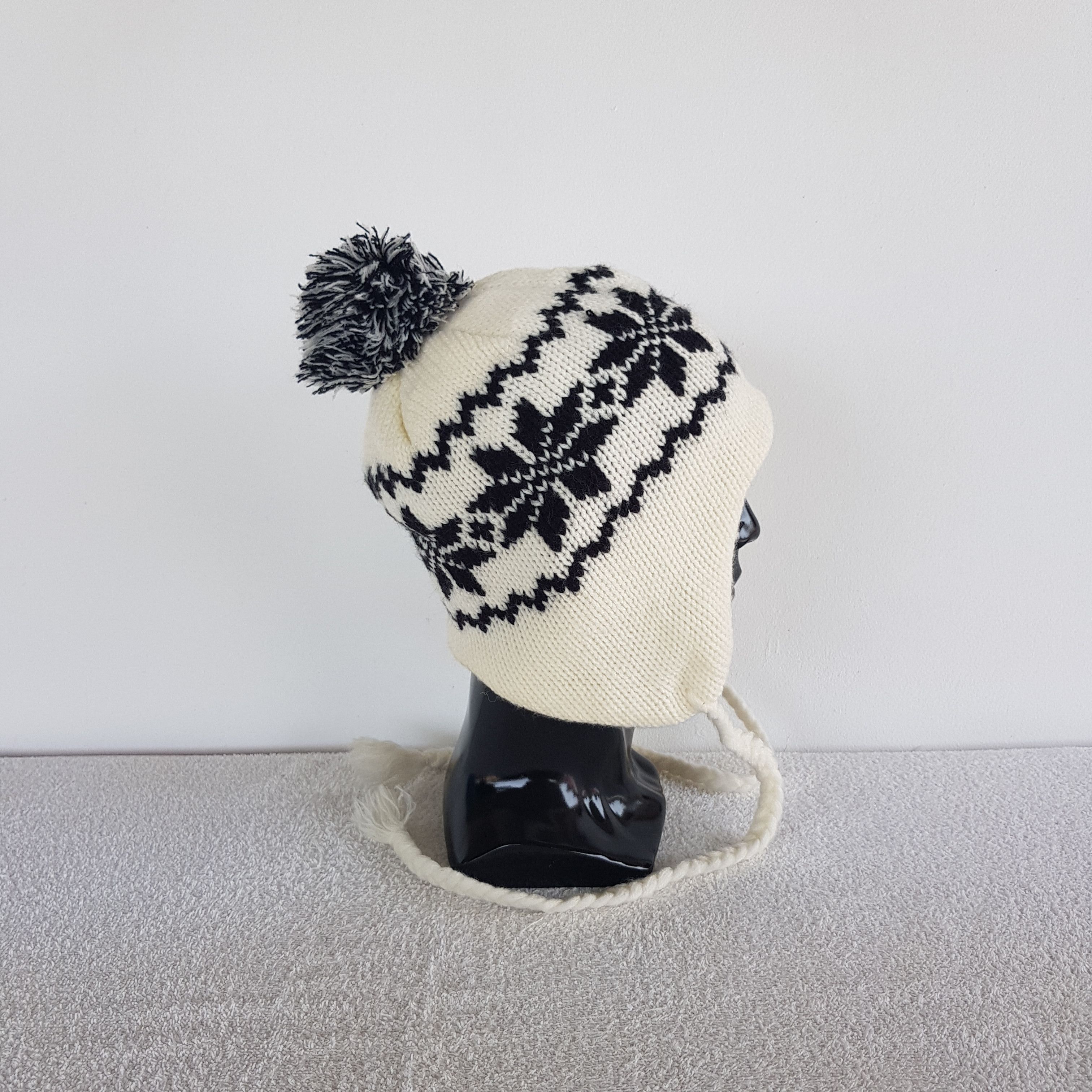 Other Vintage Christmas Earflap Beanie Ribbed Knit now Caps Hats. Size ONE SIZE - 4 Thumbnail