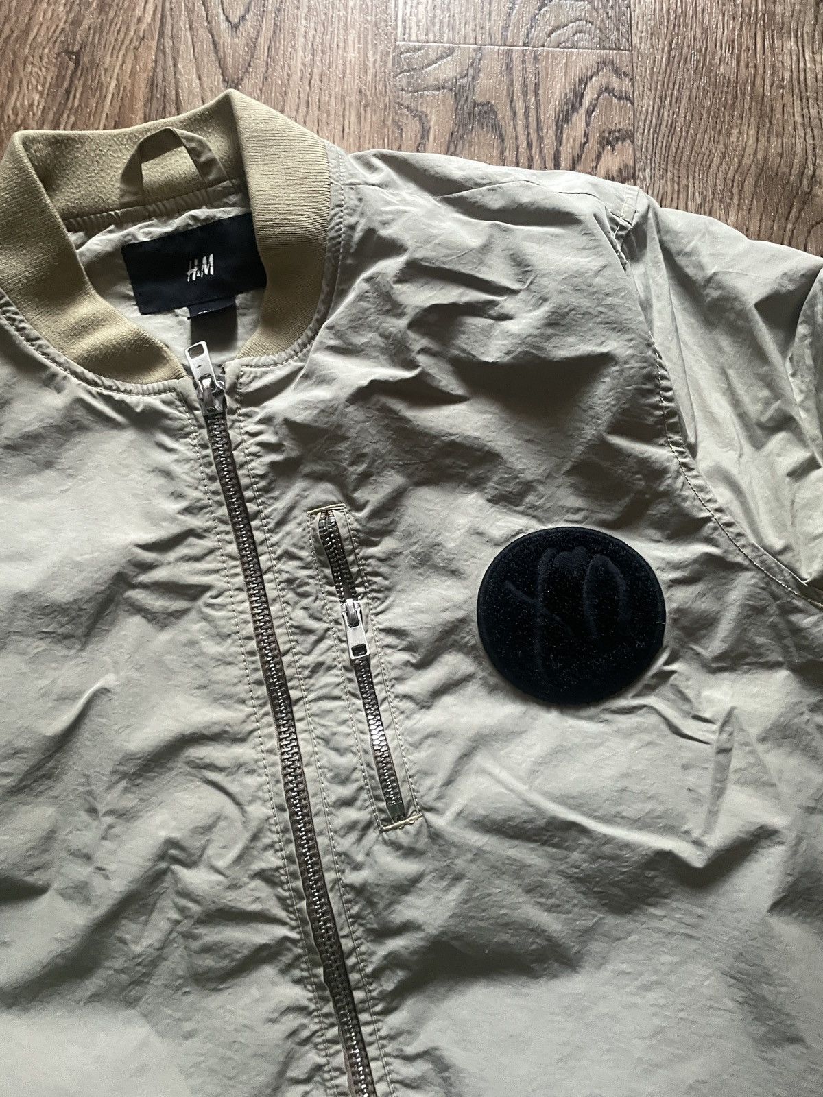H&M × The Weeknd The Weeknd x HM XO Bomber Khaki Beige Bomber jacket Size US M / EU 48-50 / 2 - 6 Thumbnail
