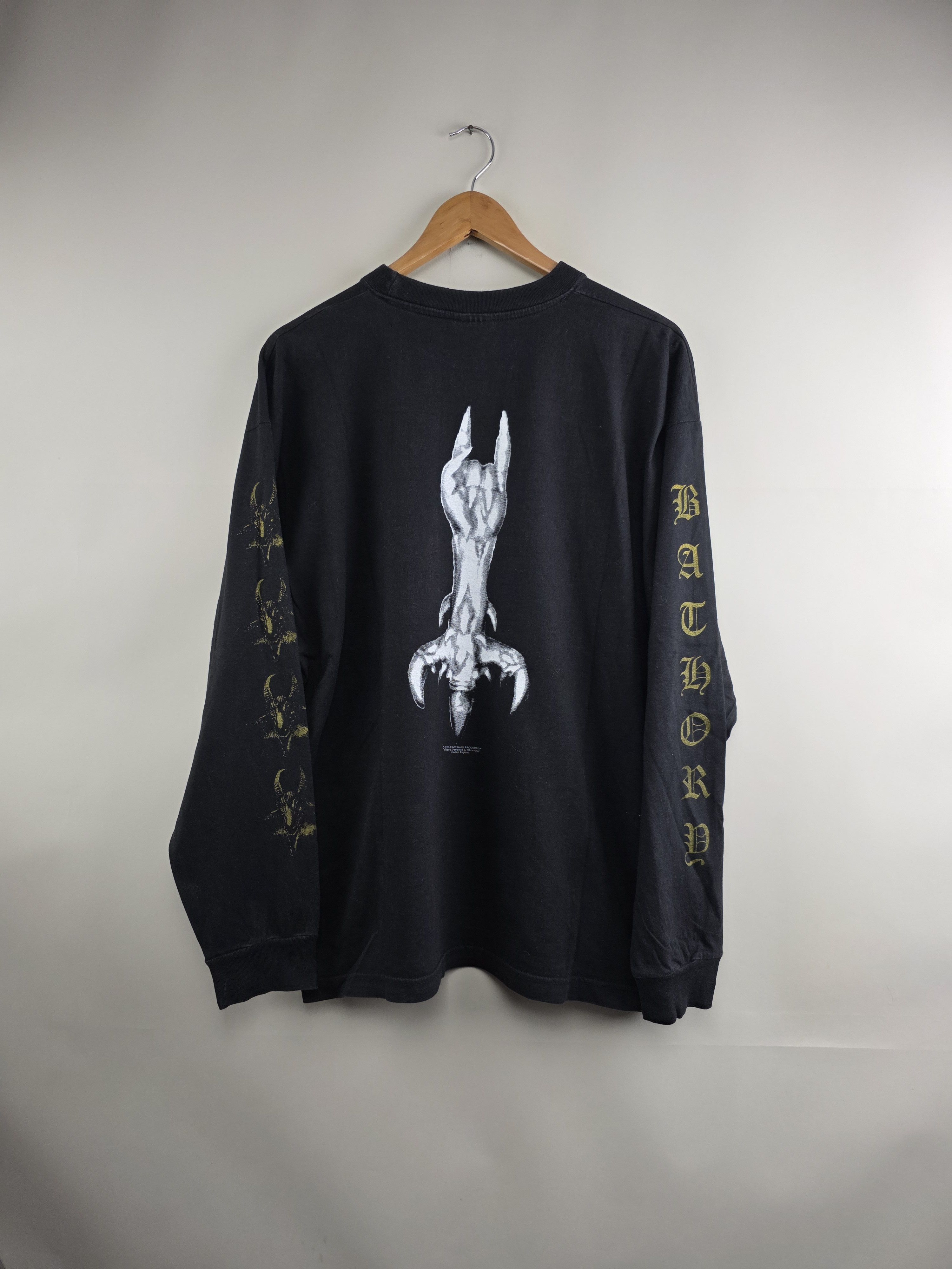 Band Tees 2001 Bathory The Return Long-sleeve 90s T shirt XL Size US XL / EU 56 / 4 - 7 Thumbnail