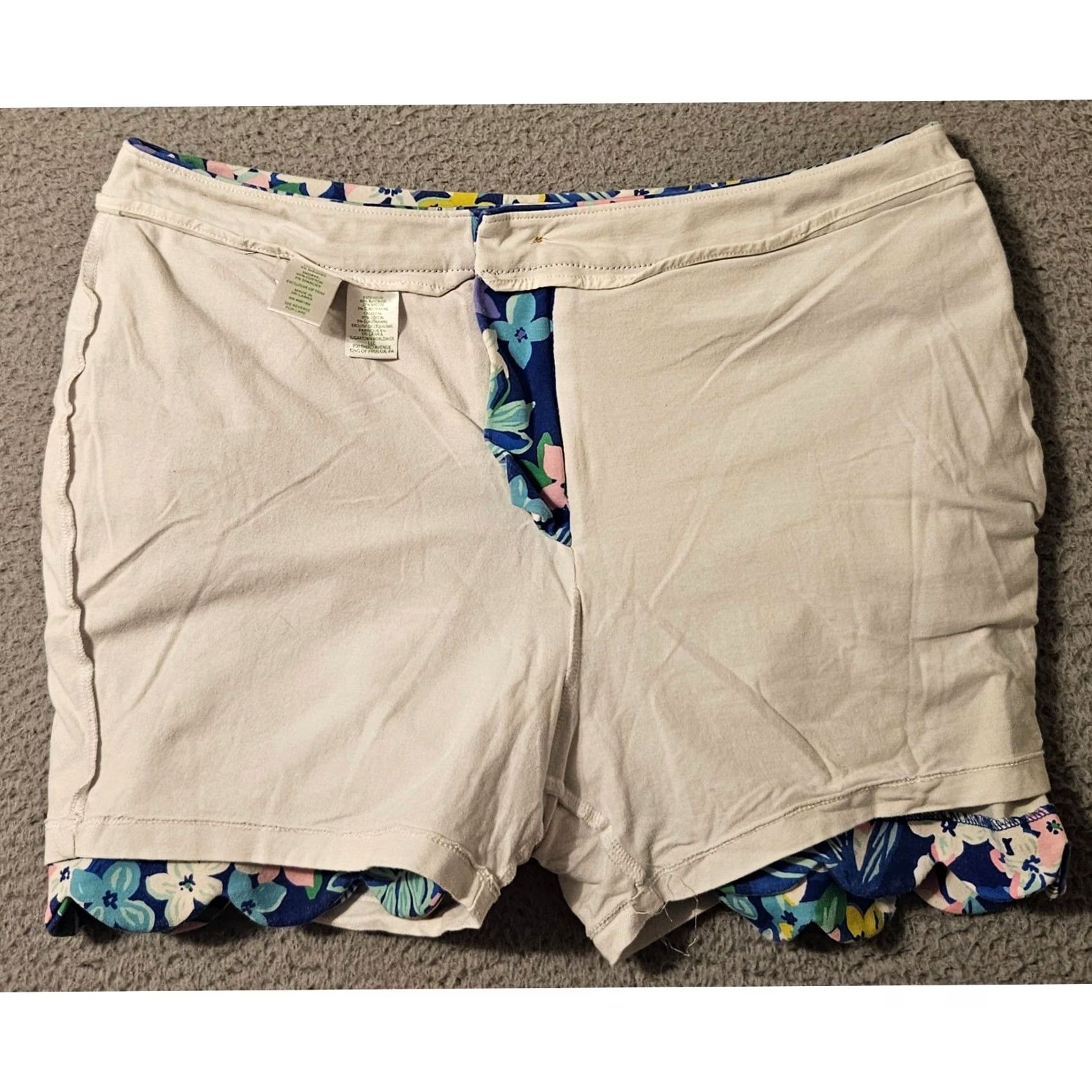 Lilly Pulitzer Lilly Pulitzer Skort Women's Size 8 Blue Floral Scalloped Hem Size ONE SIZE - 4 Thumbnail