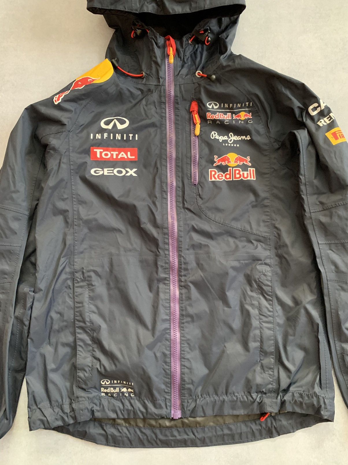 Formula 1 × Red Bull RED BULL/INFINITI F1 RACING TEAM RAIN JACKET PEPE JEANS Size US XS / EU 42 / 0 - 4 Thumbnail