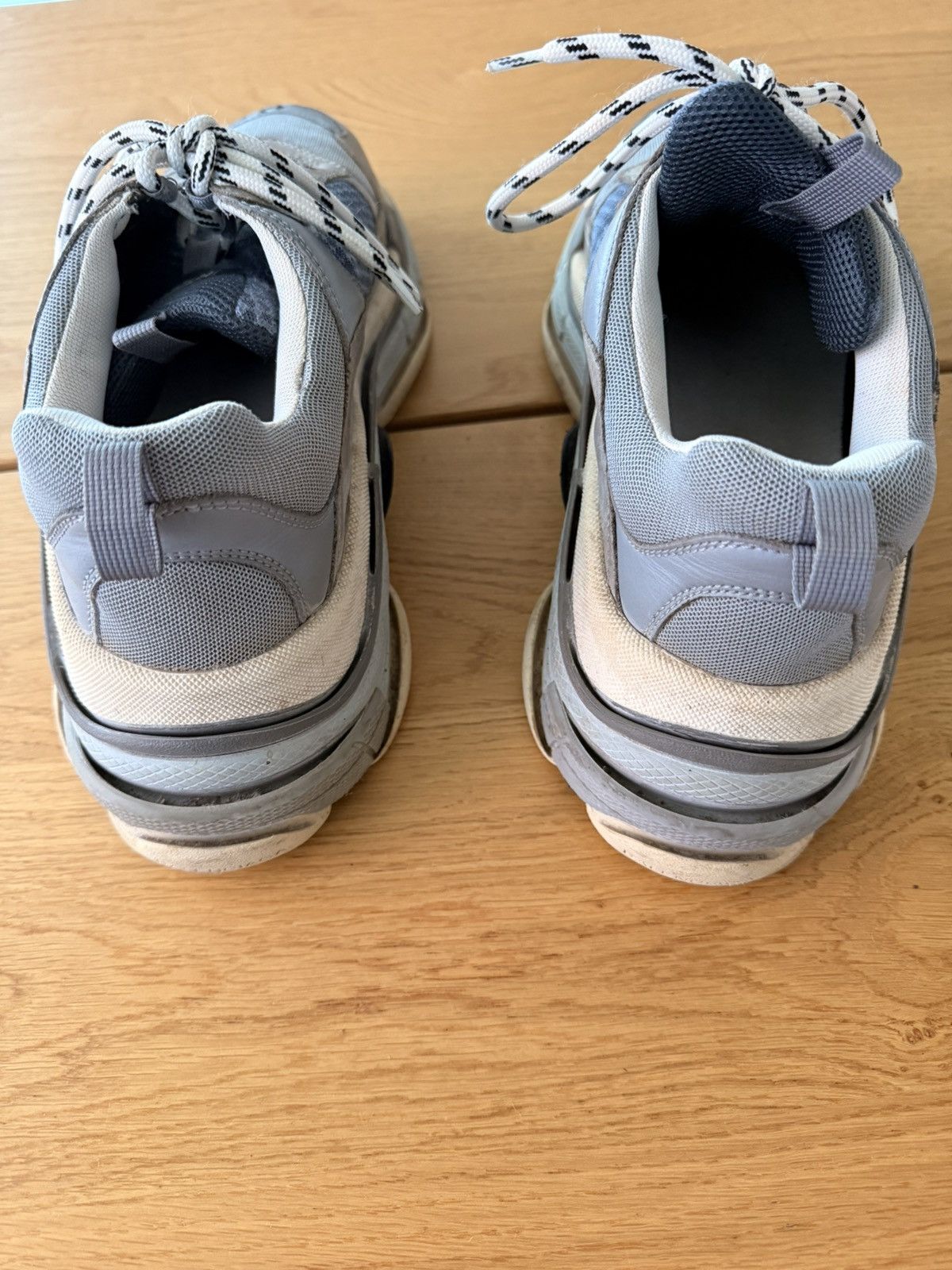 Balenciaga Balenciaga Triple S Grey Size 43 - No Reissue Made in Italy Size US 10 / EU 43 - 7 Thumbnail