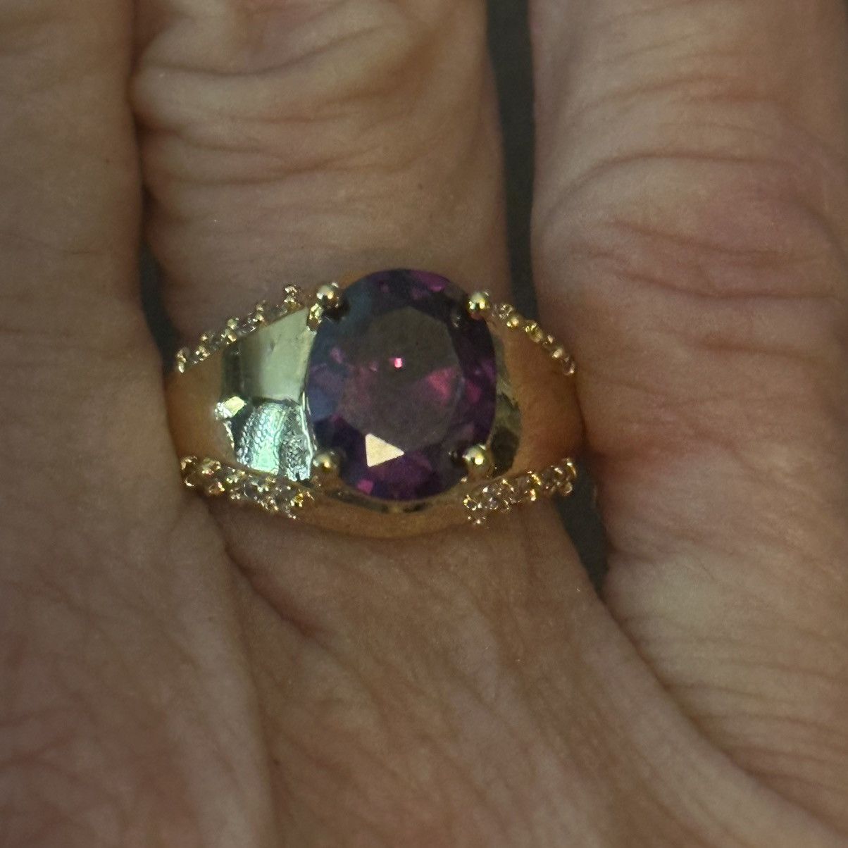 Other Gold tone purple gemstone and simulated diamonds ring Size ONE SIZE - 4 Thumbnail