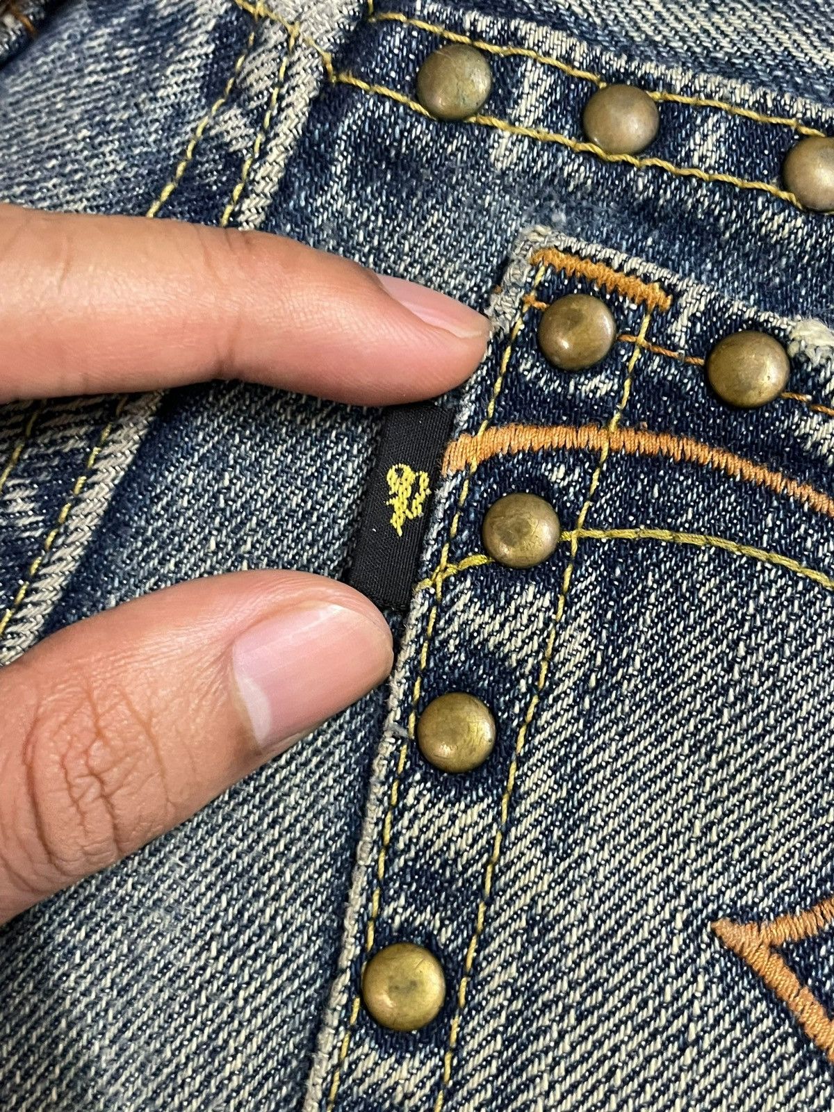 If Six Was Nine Vintage Japanese Crazy Rivet Mad Punk Distressed Flare Jeans Size 30" / US 8 / IT 44 - 18 Thumbnail