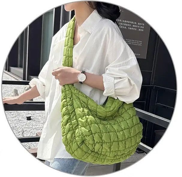 Vintage Quilted Padded Crossbody Bag Size ONE SIZE - 1 Thumbnail