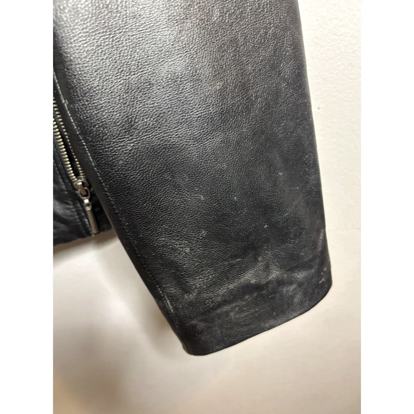 Vintage VINTAGE? No. Wilsons Leather Jacket Womens XL Black Maxima Full Zip Pockets Moto Biker Style Size XL / US 12-14 / IT 48-50 - 6 Thumbnail