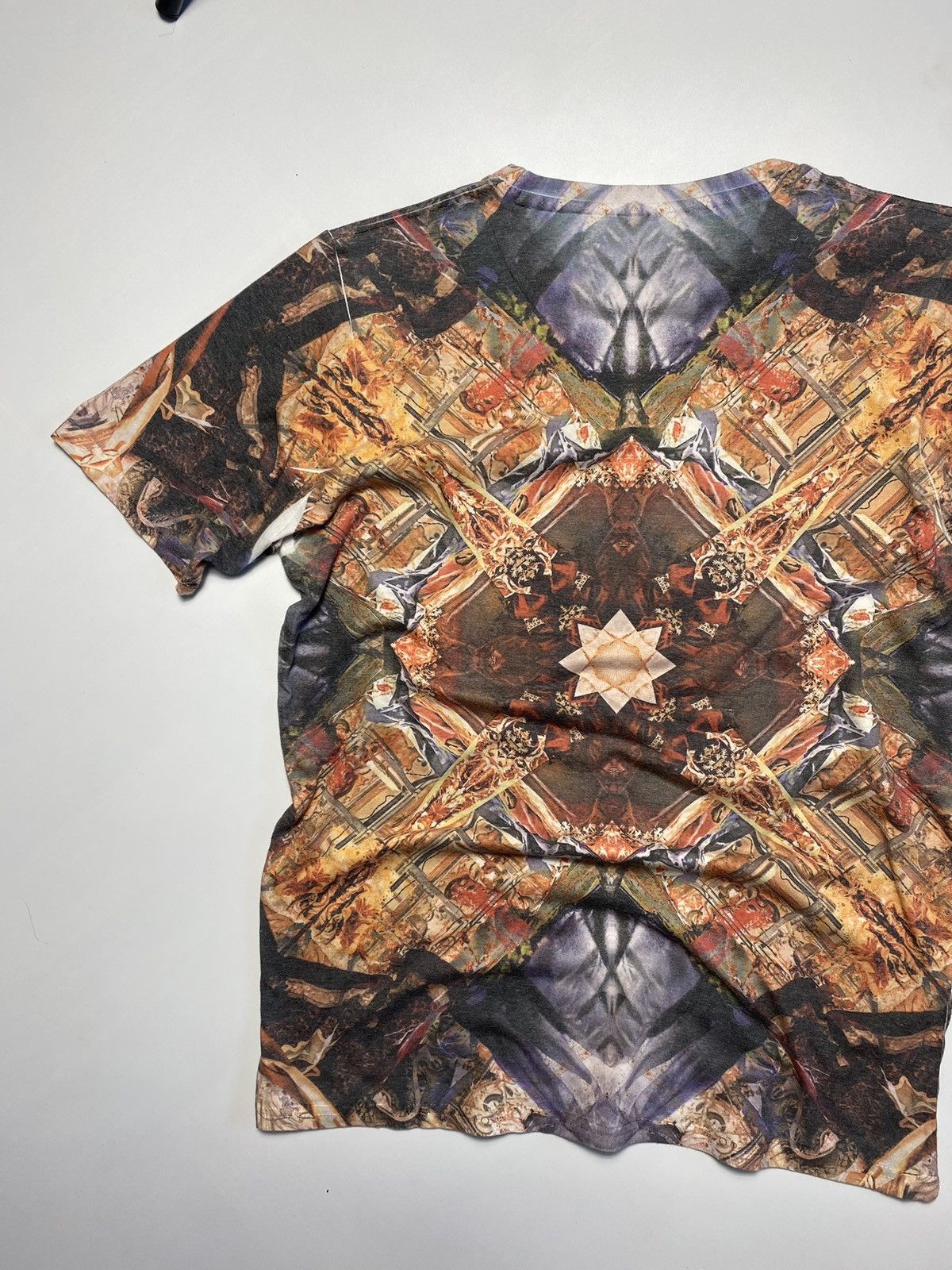 Band Tees Vintage Y2k Beyonce full print t-shirt size S Size US S / EU 44-46 / 1 - 8 Thumbnail