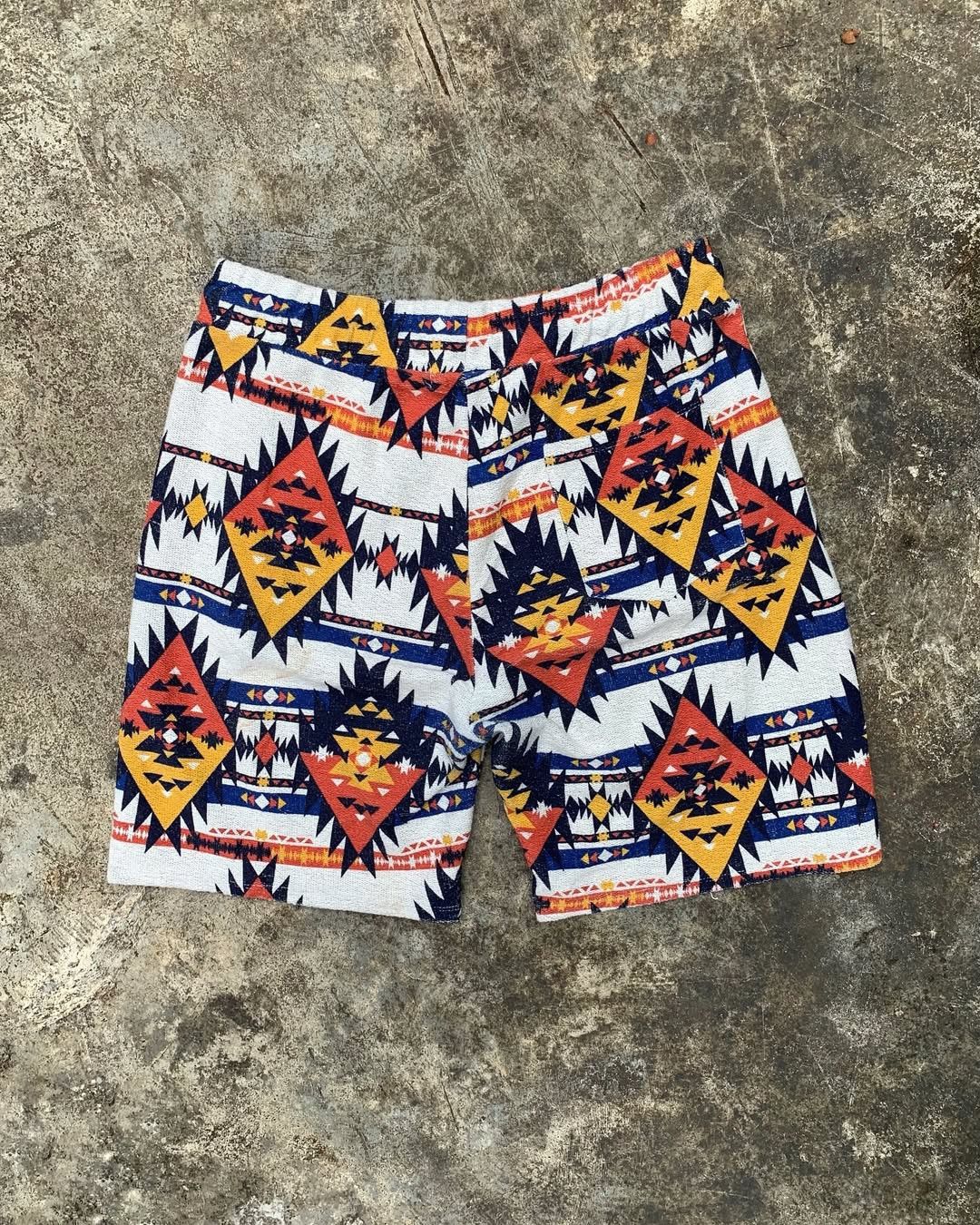 Bershka × Pendleton Bershka Aztec Sweat Shorts Size US 35 - 3 Thumbnail