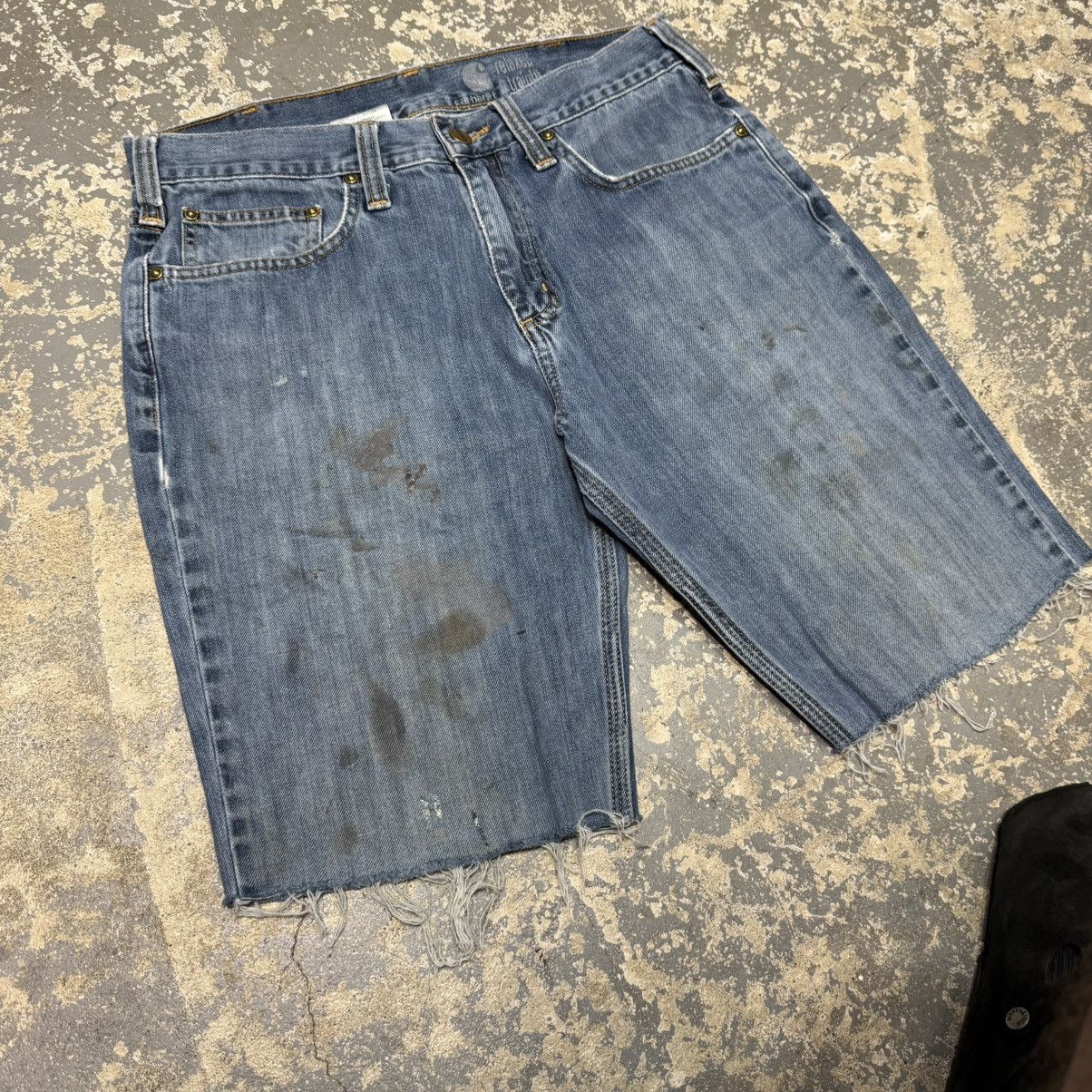 Carhartt Vintage Carhartt Denim Cut Off Workwear Shorts Jorts Size US 32 / EU 48 - 12 Thumbnail