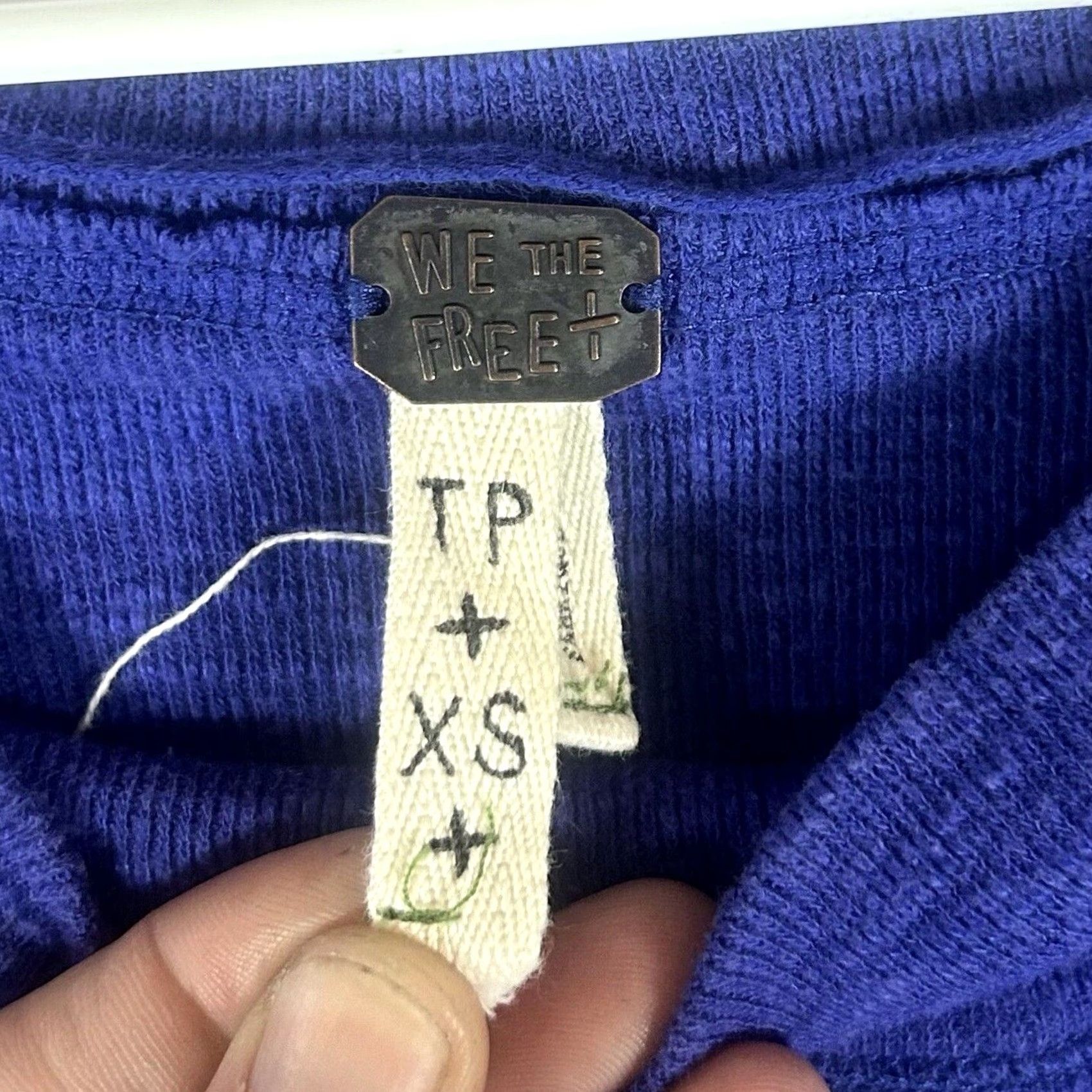 Vintage VINTAGE We The Free: Free People Wide Neck Sweater Womens XS Blue Long Sleeve Casual L/S Size XS / US 0-2 / IT 36-38 - 3 Thumbnail