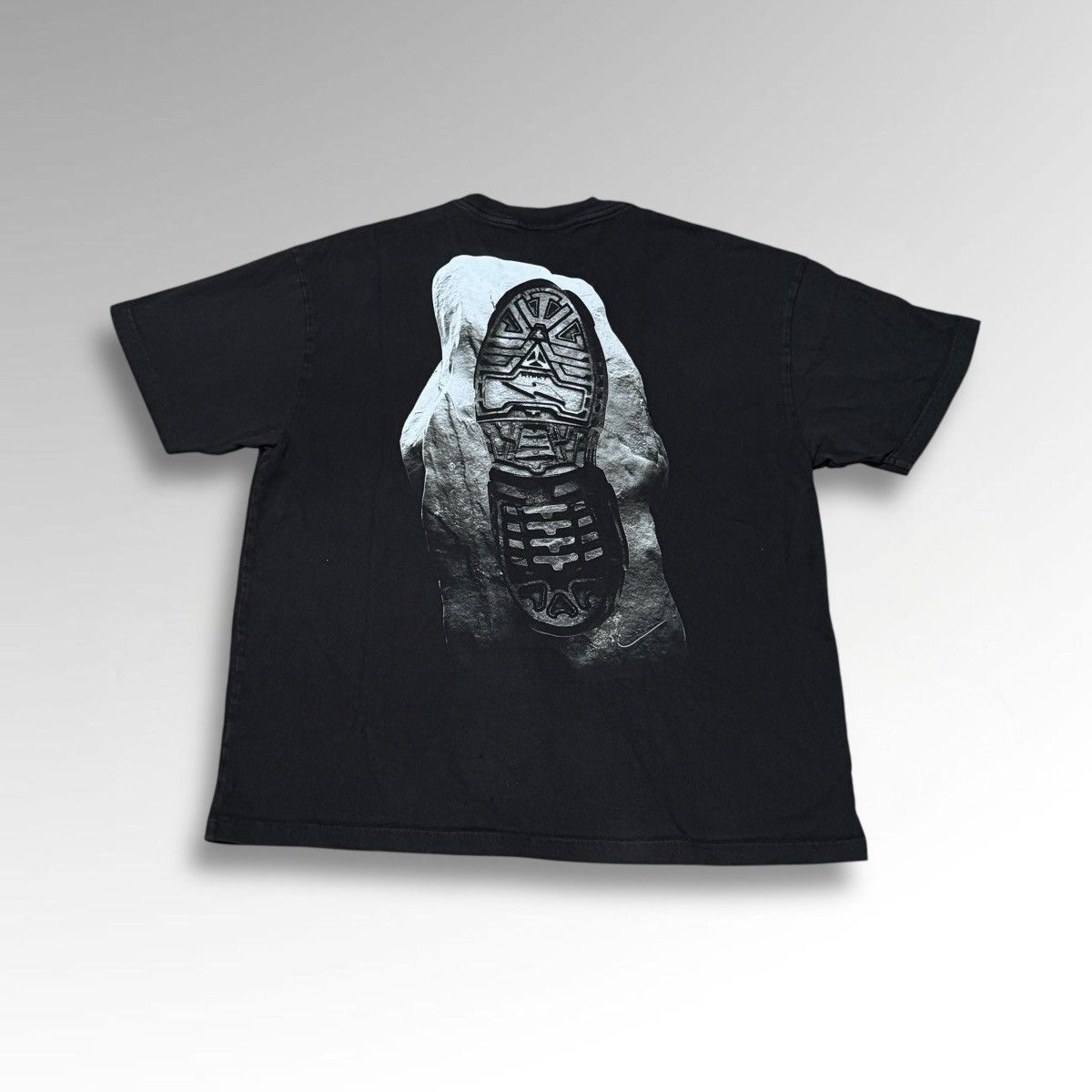 Nike Nike x RTFKT ComplexCon Future Tee ⚡️ Size US L / EU 52-54 / 3 - 1 Thumbnail