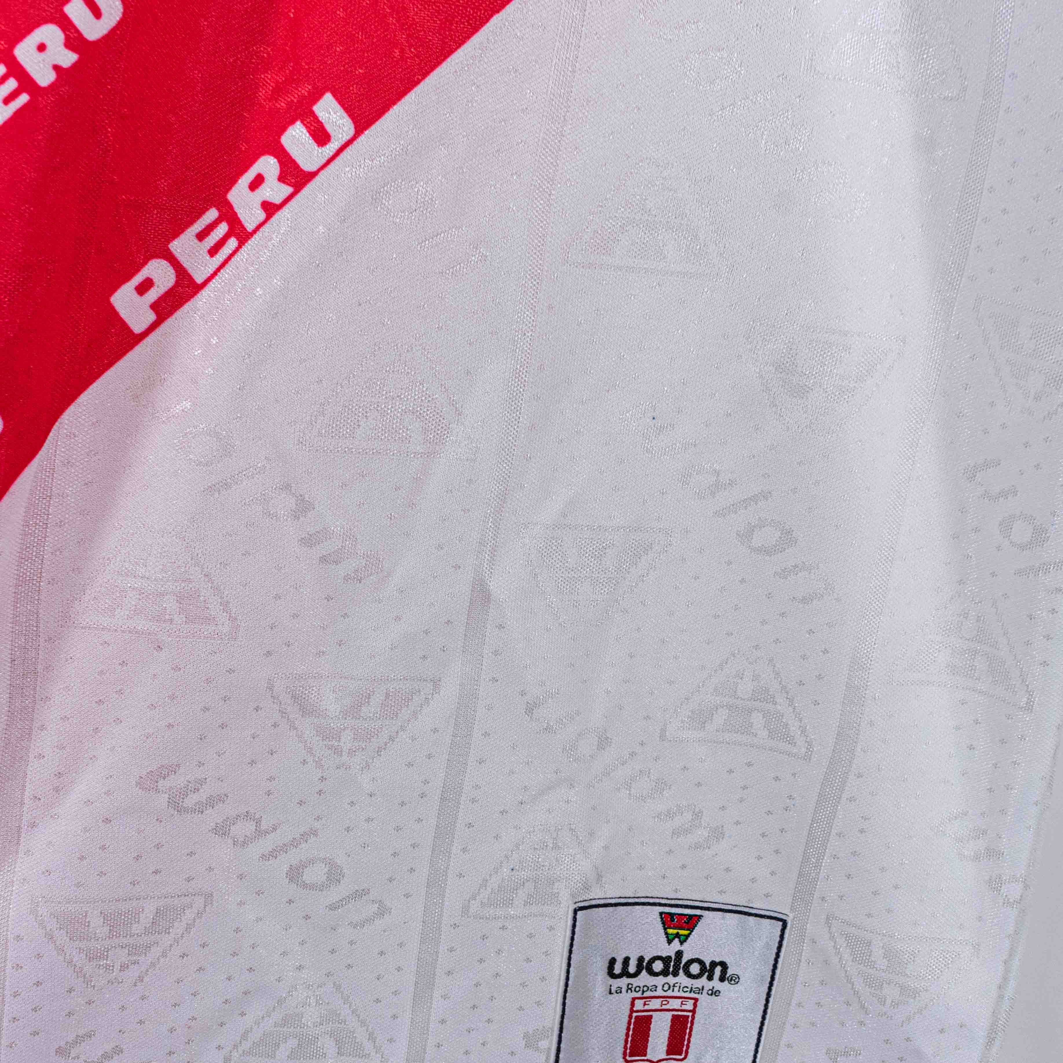 Vintage 1999 Walon Peru Jersey Soccer Futbol VTG Sports Blokecore Size US S / EU 44-46 / 1 - 11 Thumbnail