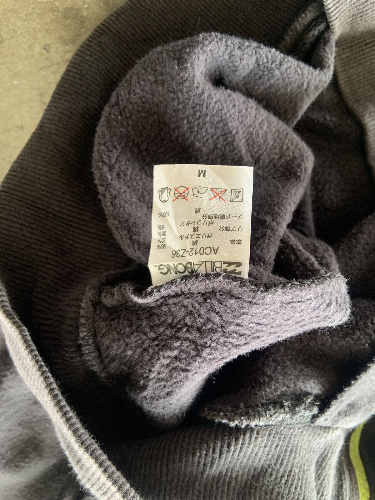 Billabong × Japanese Brand × Vintage 2000s Billabong Faded Black Full Zip Up Hoodie Size US M / EU 48-50 / 2 - 6 Thumbnail