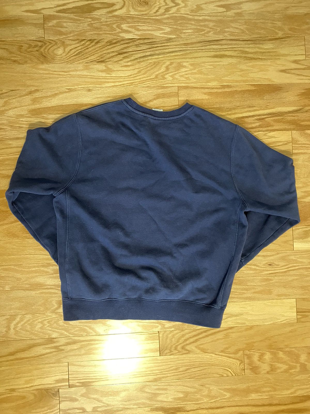 Nike Nike Swoosh Vintage Navy Blue Crewneck Sweatee Size US L / EU 52-54 / 3 - 2 Thumbnail