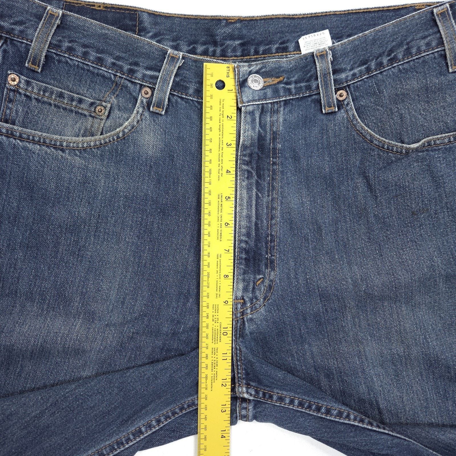 Levi's Levis 550 Jeans Mens 36x30 Relaxed Fit Vintage USA Made Size US 35 - 7 Thumbnail