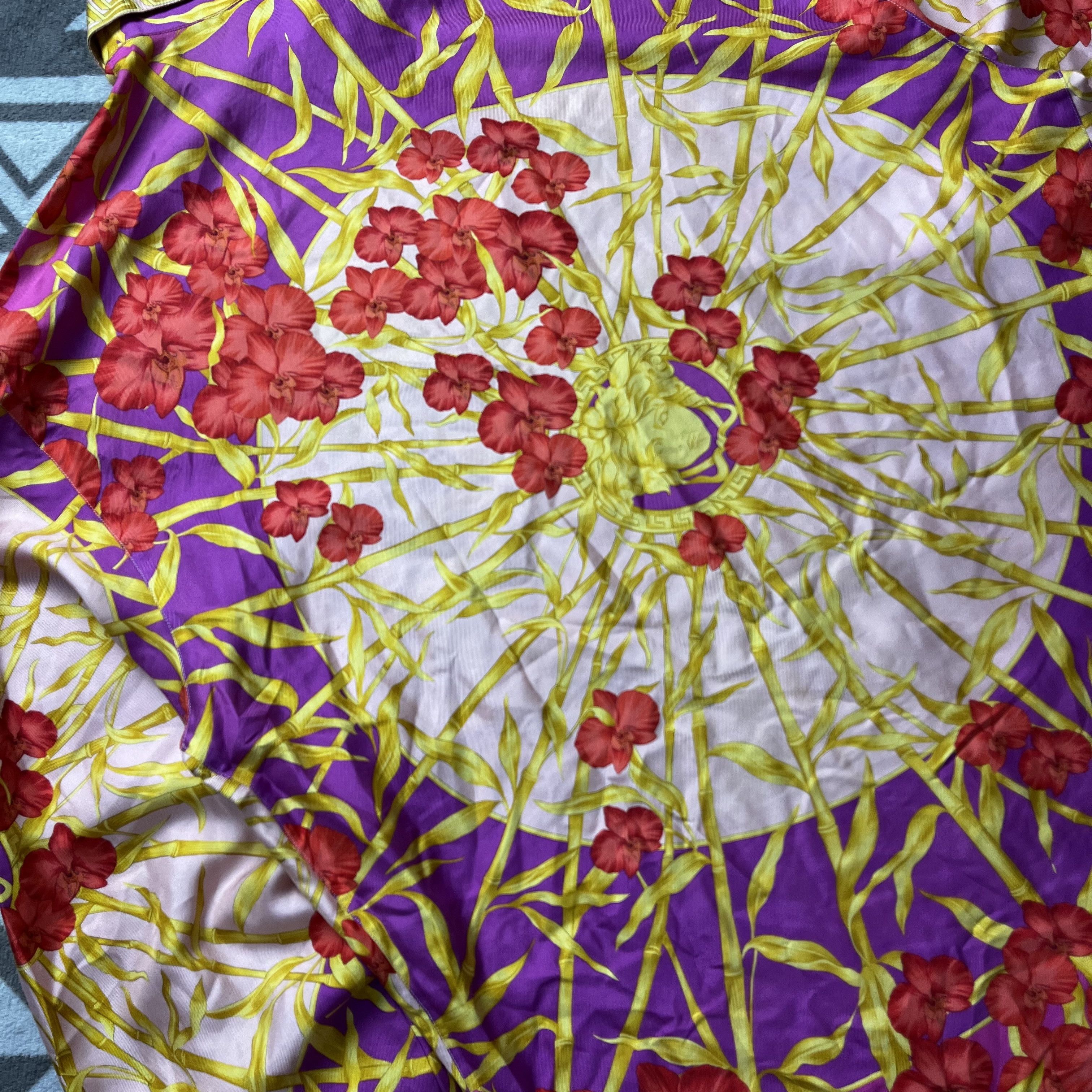 Versace Vintage Gianni Versace medusa floral bamboo silk shirt Size US M / EU 48-50 / 2 - 9 Thumbnail