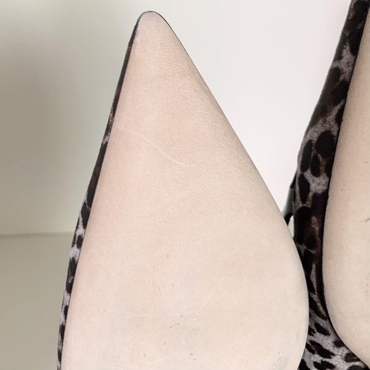 Jimmy Choo Jimmy chop leather leopard kitten heels Size US 7 / IT 37 - 6 Thumbnail