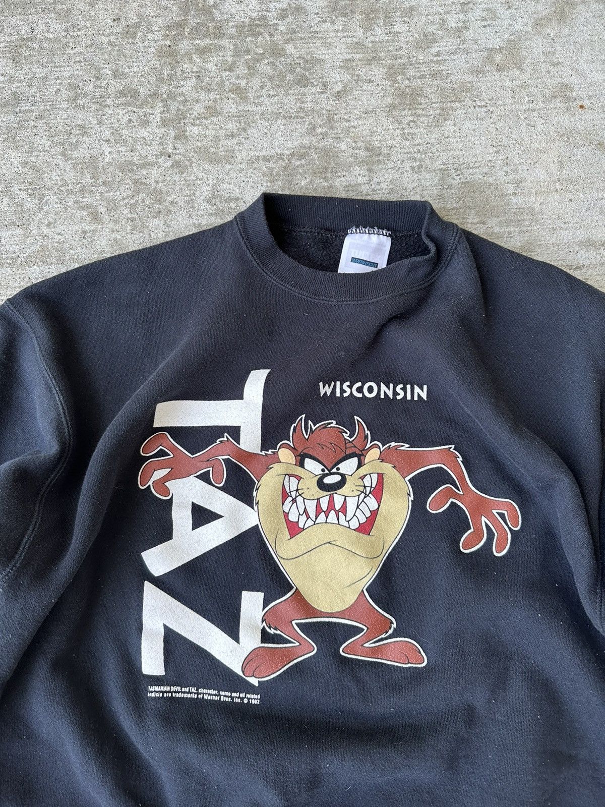 Vintage 90s Taz Wisconsin Graphic Sweatshirt Size US XL / EU 56 / 4 - 2 Thumbnail