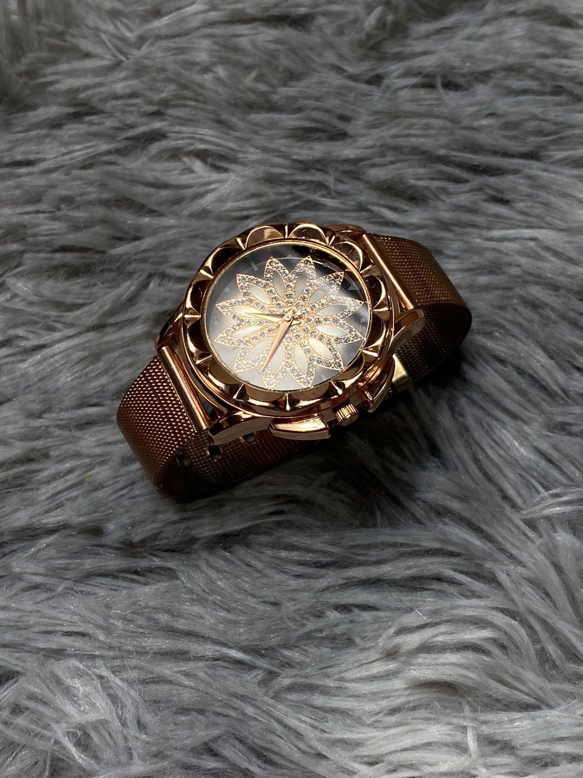 Japanese Brand × Jewelry × Vintage Timeless Rose Gold Elegance - Japanese Brand Size ONE SIZE - 6 Thumbnail