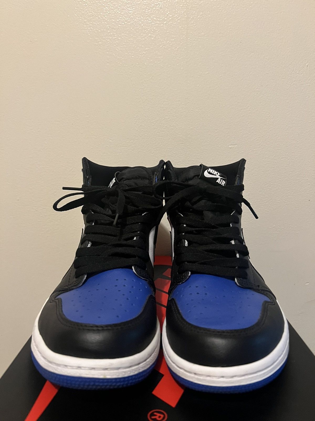 Jordan Brand 2020 Jordan 1 Retro Royal Toe Size US 10 / EU 43 - 1 Thumbnail