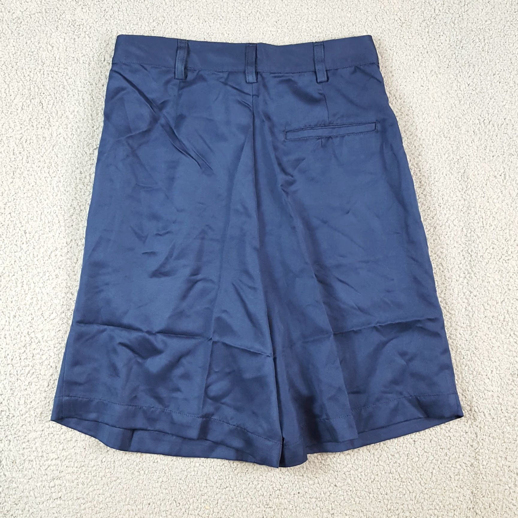 Spalding VINTAGE Spalding Relaxed Fit Pleated Front Preppy Golf Size 12 High Waist Navy Blue Chino Shorts Women 12 Navy Blue Chino Shorts Size 34" / US 12 / IT 48 - 6 Thumbnail