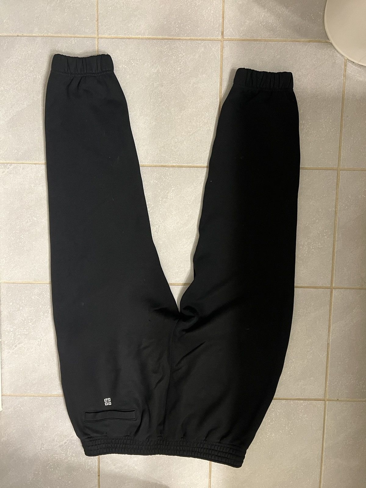 Givenchy Givenchy Joggers/Sweatpants, College Print $1150 Size US 38 / EU 54 - 3 Thumbnail
