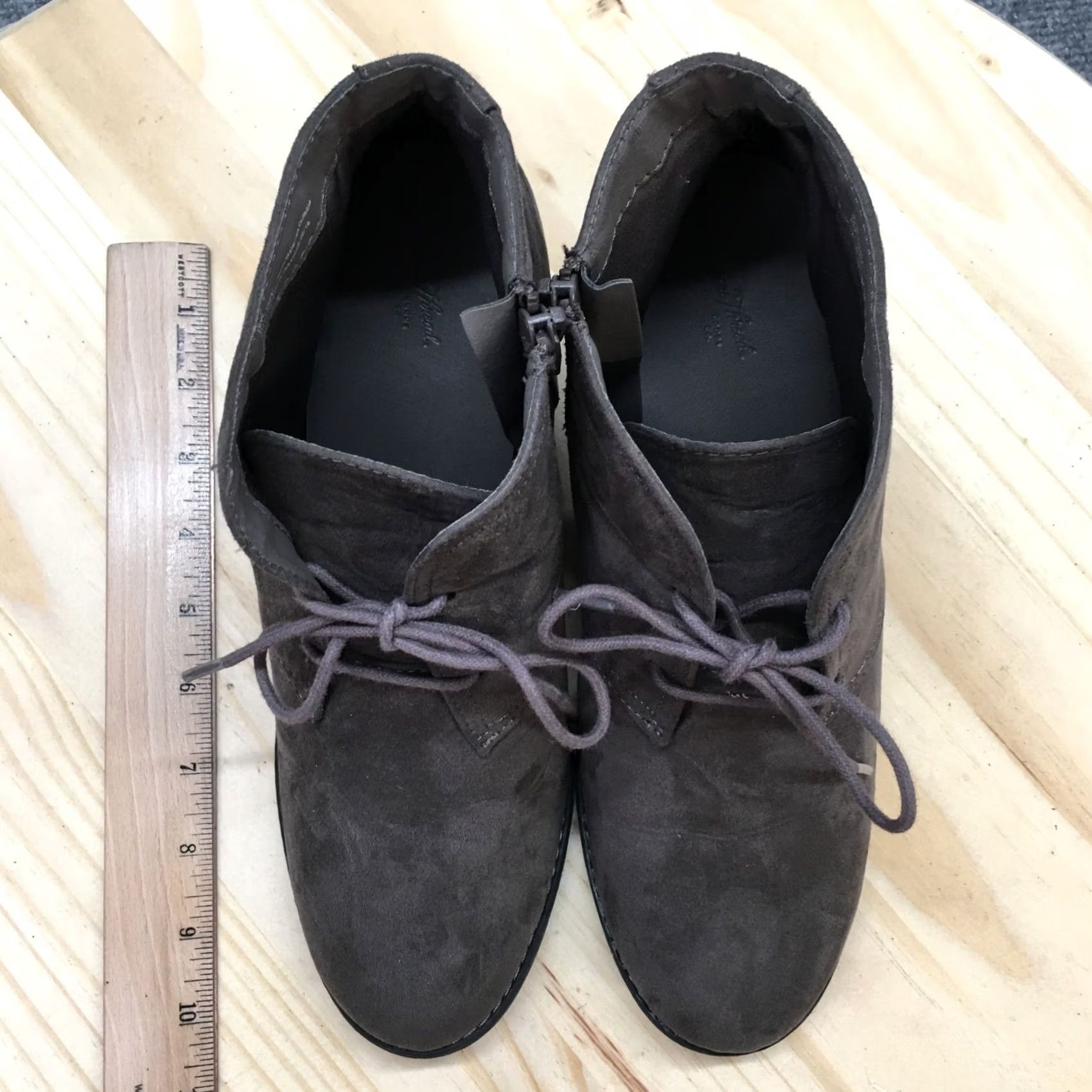 Vintage Universal Thread Boots Womens 10 W Gray Faux Suede Ankle Booties Lace Up Wedge Casual Shoes Size US 10 / IT 40 - 6 Thumbnail