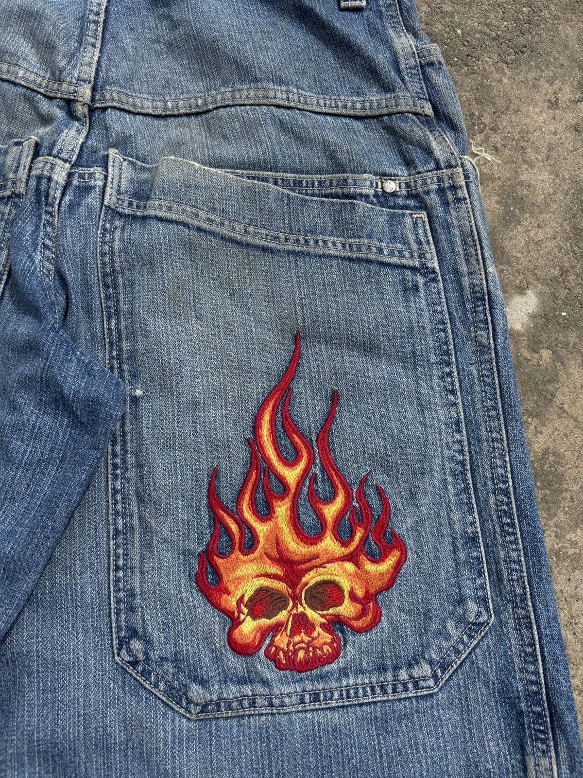 JNCO Vtg Jnco Flame skull Jort Size US 32 / EU 48 - 19 Thumbnail