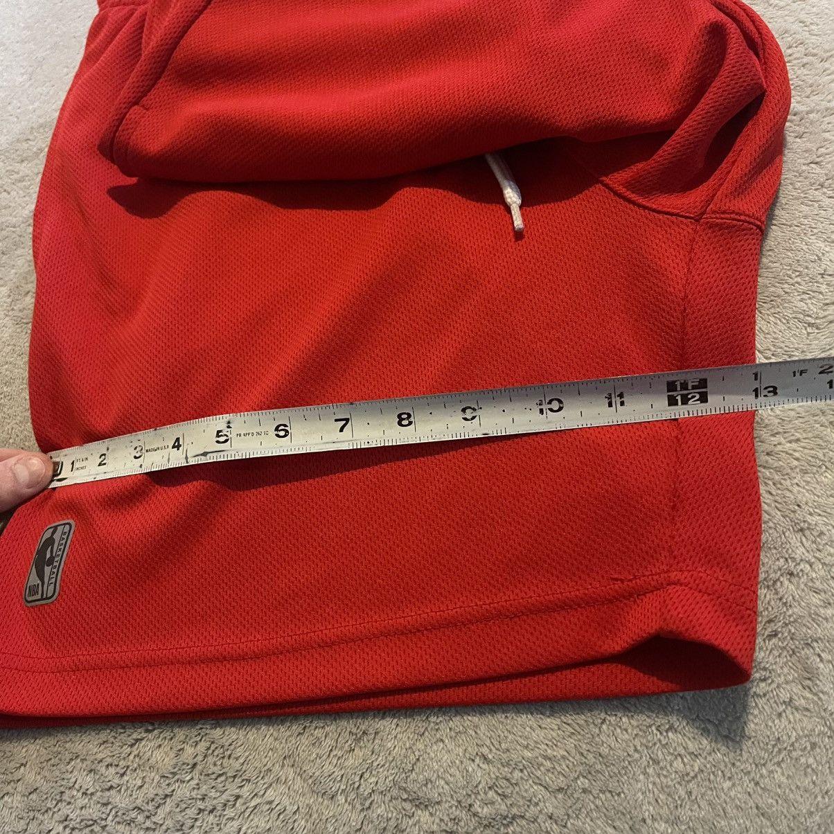 NBA NBA Basketball Mens Red Mesh Athletic Shorts Size Large Size US 32 / EU 48 - 11 Thumbnail