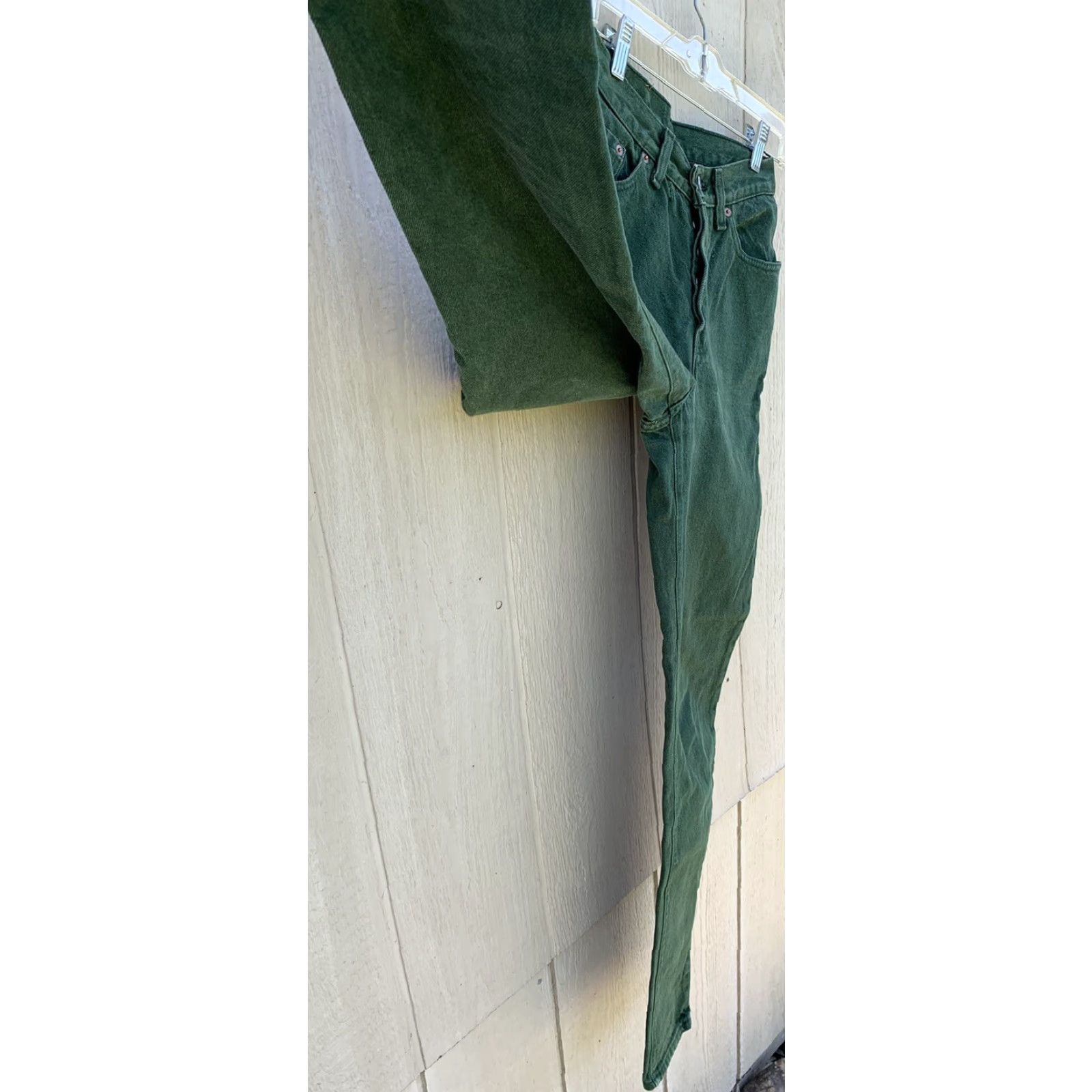 Levi's VINTAGE Levi's 501 jeans button fly tapered leg green size 5 M 26 in waist Size 27" / US 4 / IT 40 - 4 Thumbnail