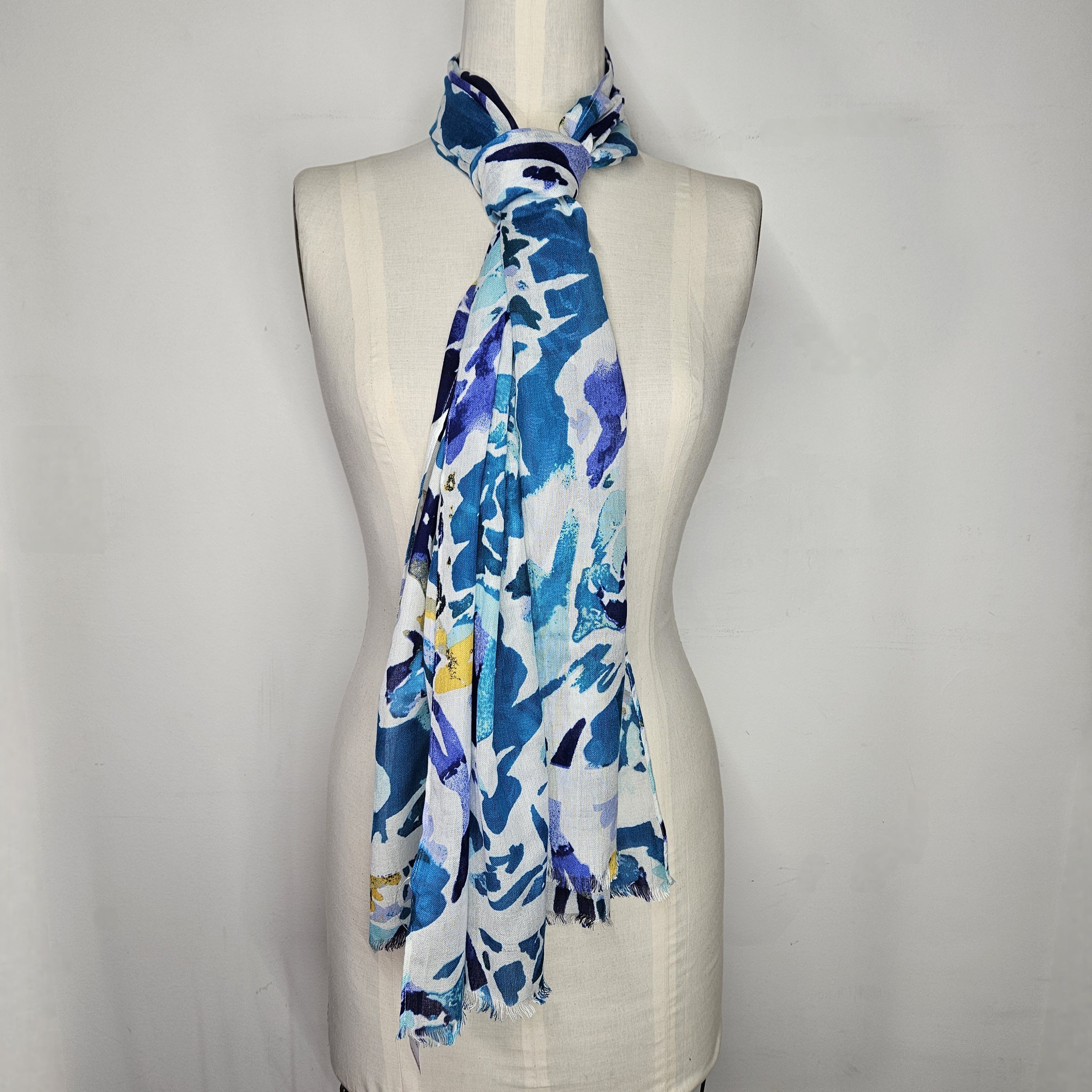 Chicos Chico's 72x22" Scarf Wrap Modal Silk Floral Lightweight Trop Size ONE SIZE - 5 Thumbnail