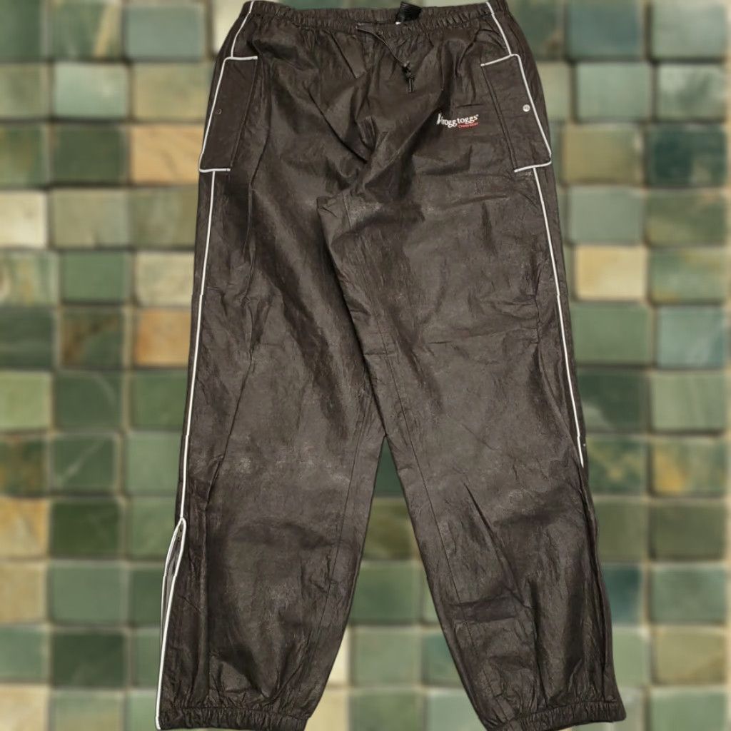 Vintage VINTAGE Frogg Toggs Pants Mens XL Waterproof Rain Gear FT1032-01 Outdoor Outerwear Size US 36 / EU 52 - 1 Thumbnail