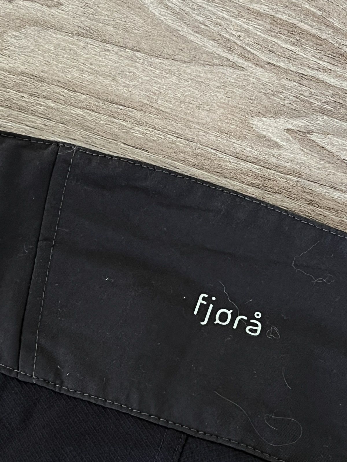Norrona Norrona Fjora Big Logo Gorpcore Phantom - Caviar Shorts Size US 34 / EU 50 - 24 Thumbnail