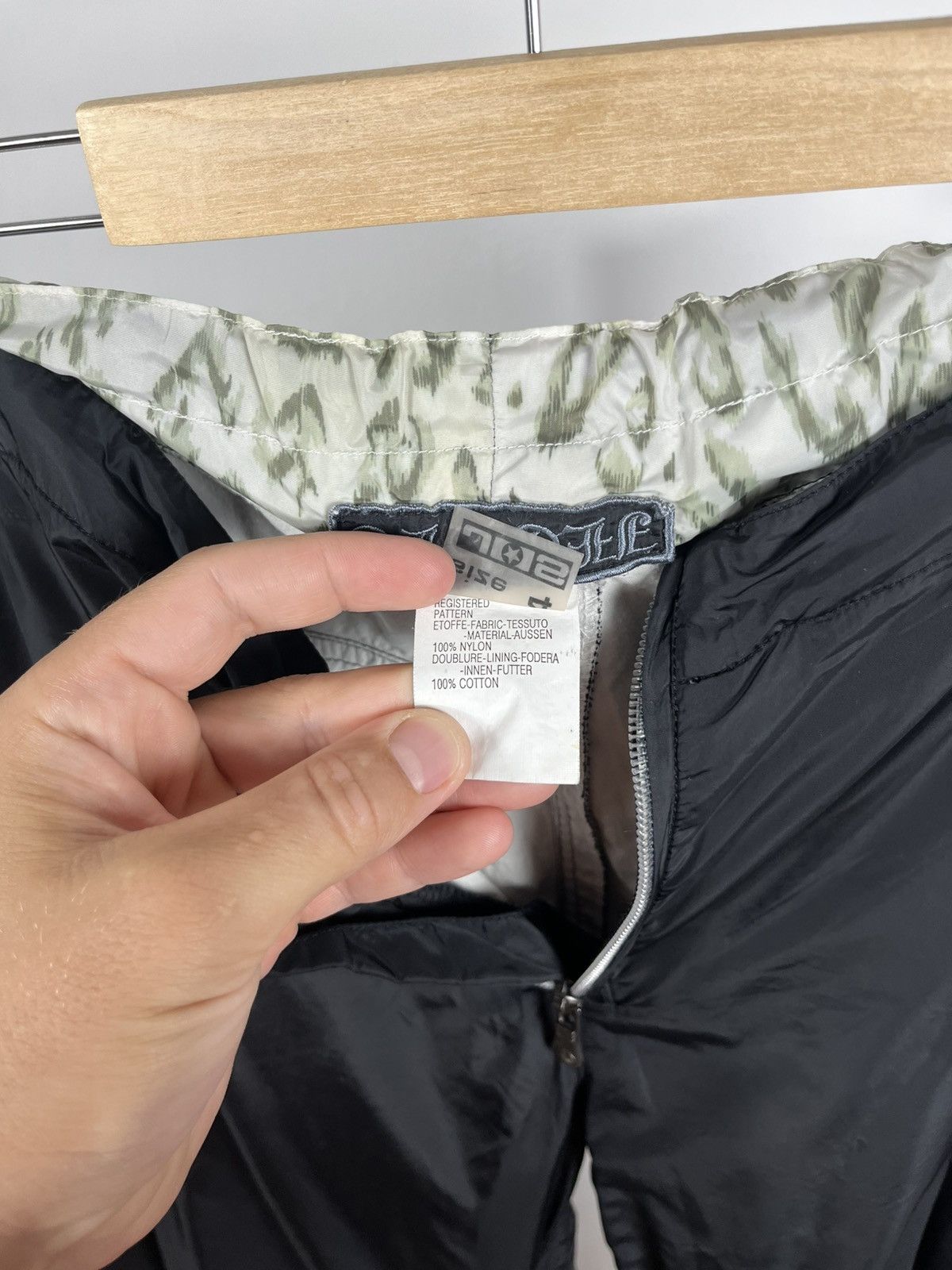 JET SET Jet Set Tech Nylon Pants Black Women’s Size 4 Y2K Size 27" / US 4 / IT 40 - 7 Thumbnail