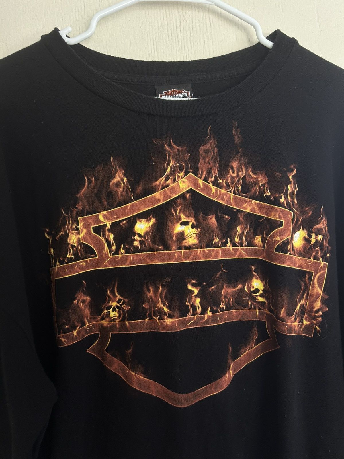 Harley Davidson Harley Davidson Flame Badge with Skulls Black T-shirt Size US XXL / EU 58 / 5 - 1 Thumbnail