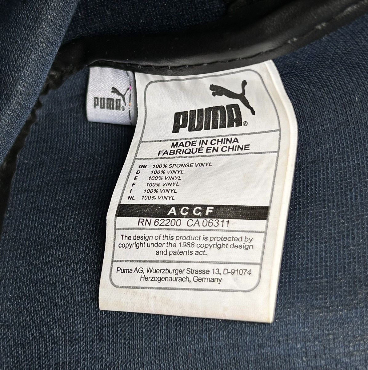 Puma × Vintage Vintage Puma Y2k Leather Mini Bag Size ONE SIZE - 11 Thumbnail