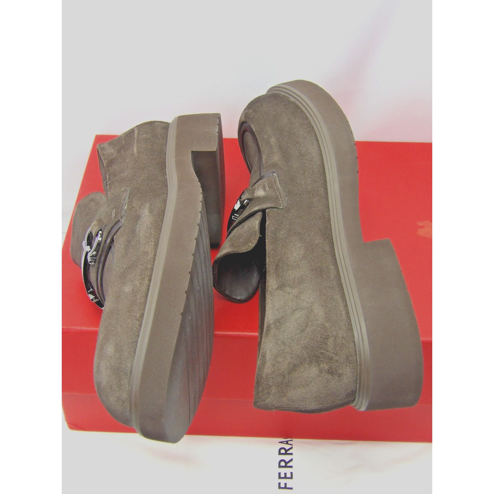 Salvatore Ferragamo FERRAGAMO FIORELLO BROWN SUEDE LEATHER GANCINI LOAFERS 12 IT Size US 13 / EU 46 - 13 Thumbnail