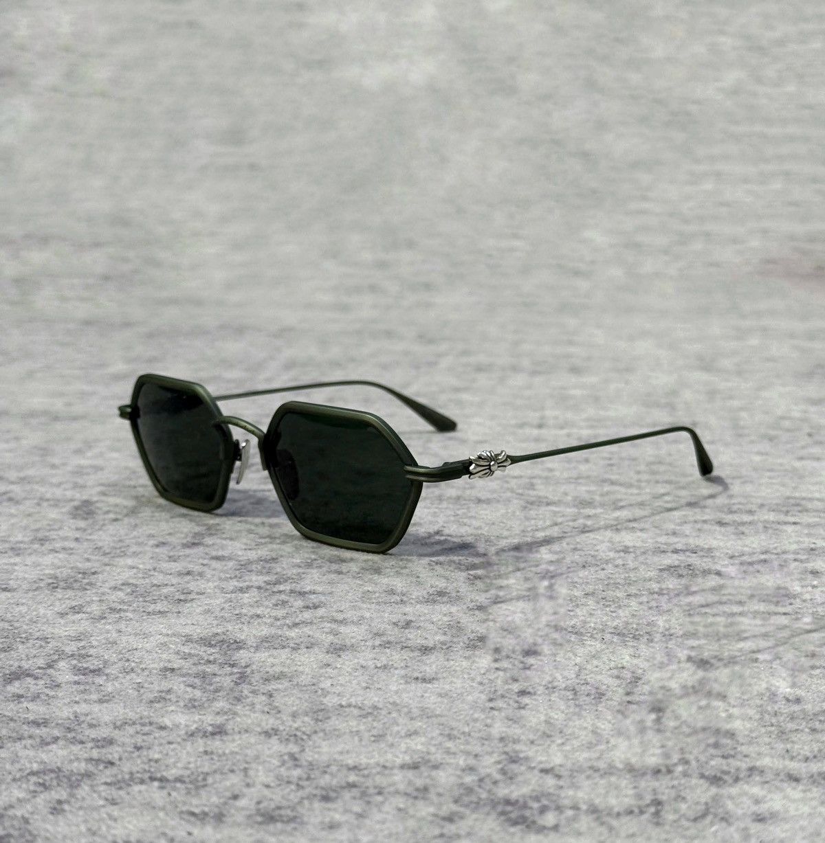 Chrome Hearts CHROME HEARTS DATASS BRUSHED DARK OLIVE Size ONE SIZE - 1 Thumbnail