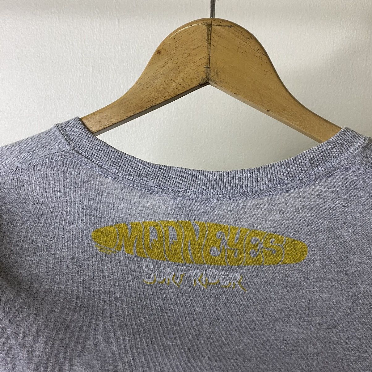 Vintage Vintage Y2K Mooneyes Surf Riders Tee Size US M / EU 48-50 / 2 - 6 Thumbnail