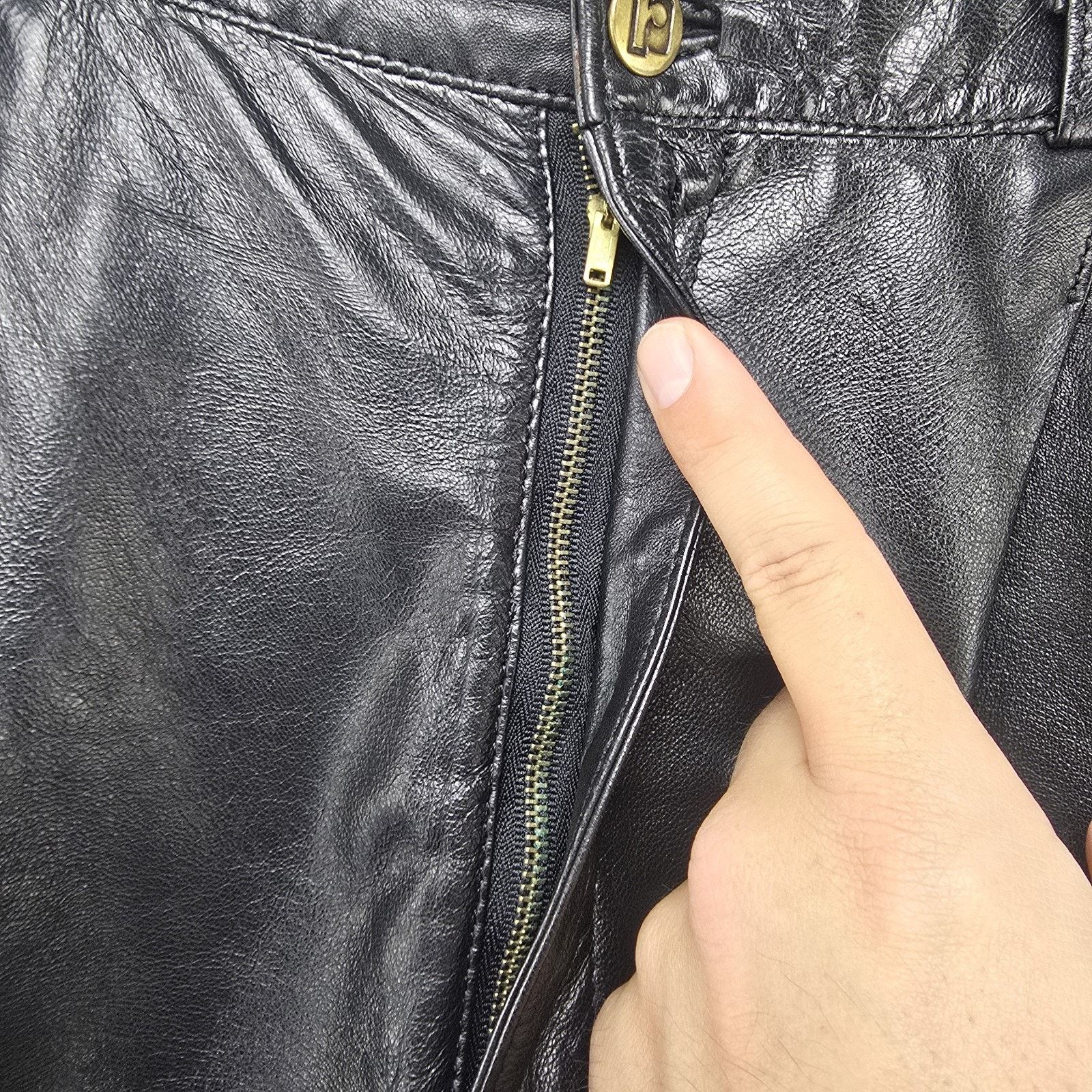 Paco Rabanne Vintage Paco Rabanne Paris Leather Pants 34 (Fit 28x32) 70s Size 28" / US 6 / IT 42 - 3 Thumbnail