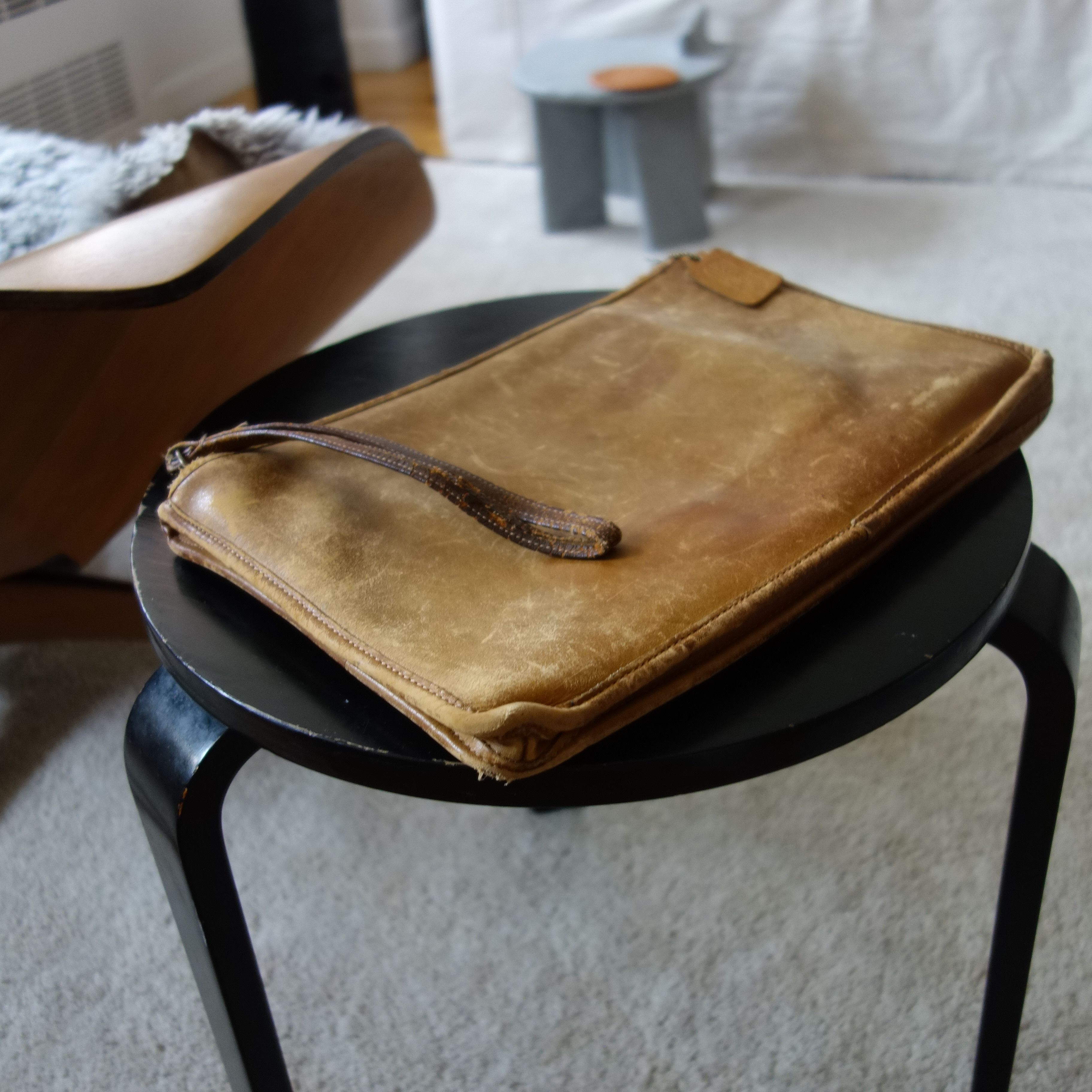 Coach × Vintage vintage distressed Coach usa made Leather Pouch Size ONE SIZE - 2 Thumbnail