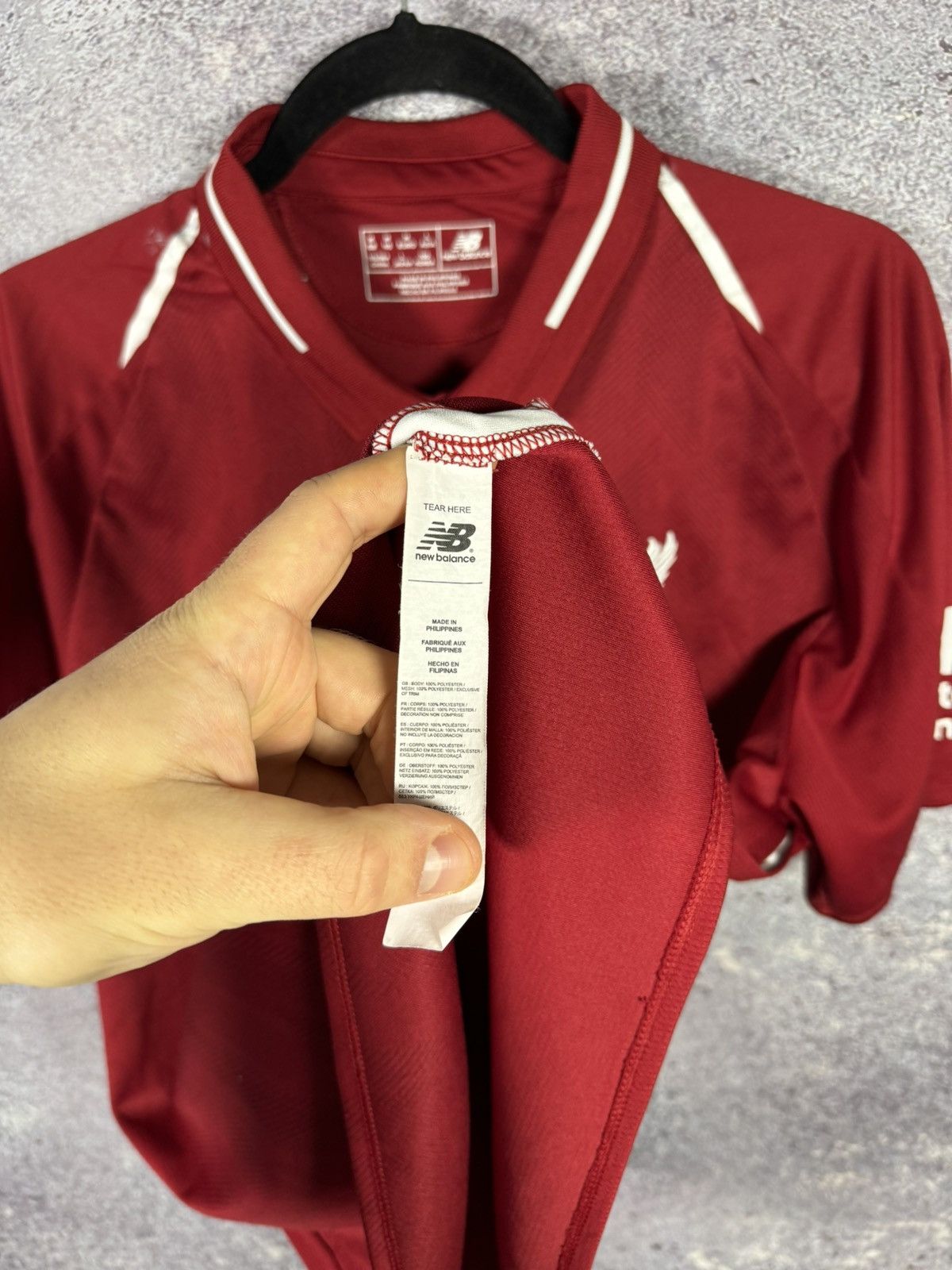 New Balance × Vintage Vintage Liverpool 2018/19 New Balance Jersey Blokcore Medium Size US M / EU 48-50 / 2 - 13 Thumbnail