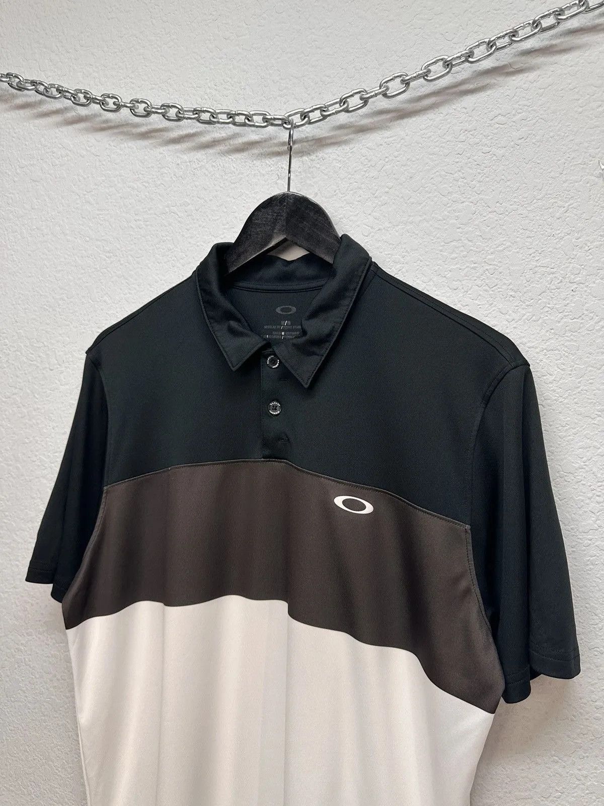 Oakley Vintage Oakley T-shirt Y2k gore cope outdoor glasses Jacket Size US L / EU 52-54 / 3 - 6 Thumbnail