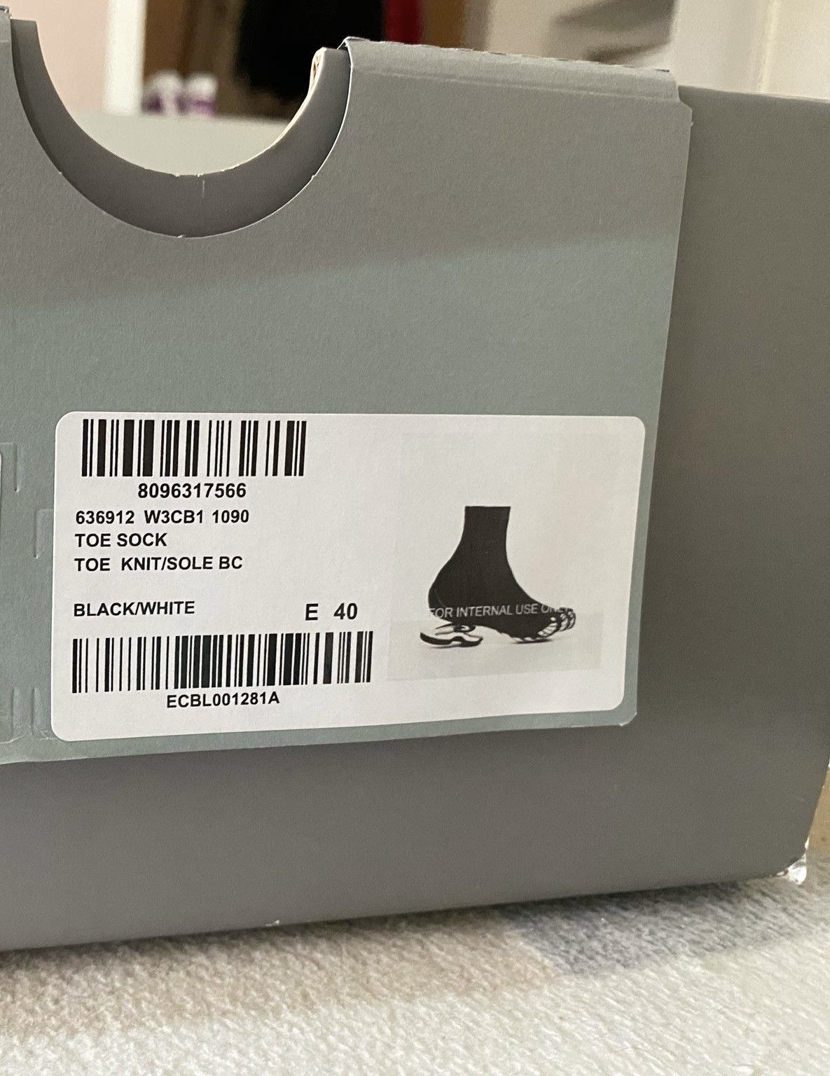 Balenciaga Balenciaga x Vibram Toe Shoes Heel version Sz.40 Size US 7 / EU 40 - 7 Thumbnail