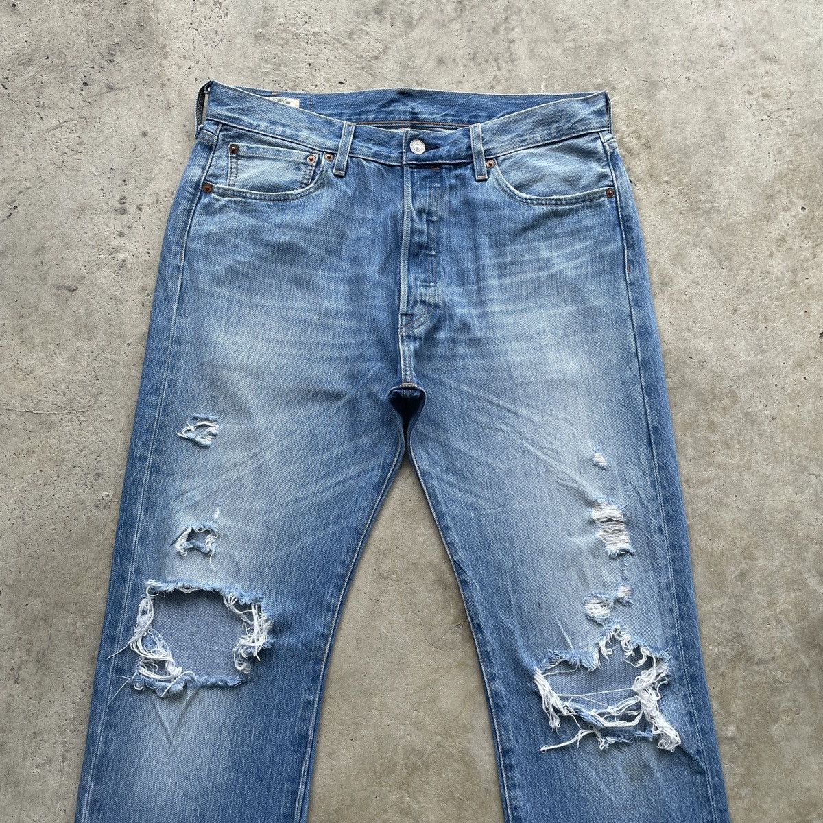 Levi's Vintage Clothing Levis 501 Big E Ripped Jean Faded Distressed Denim Pants W34 Size US 34 / EU 50 - 3 Thumbnail