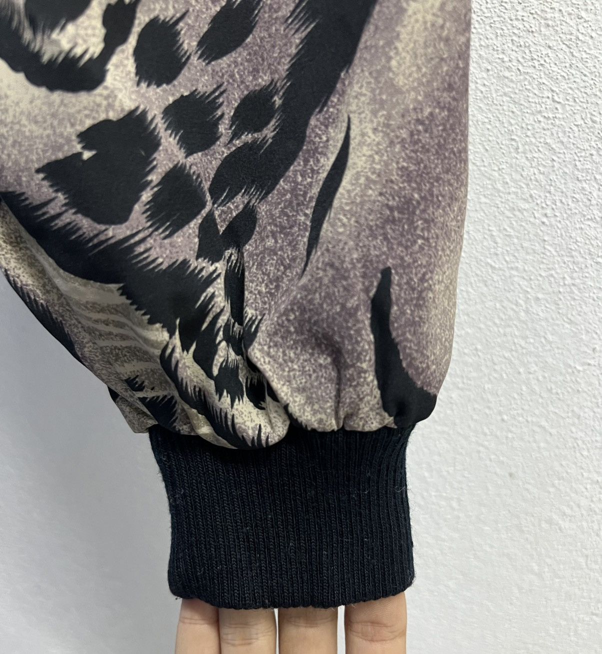 Vintage Vintage Leopard Face Full-Print Bomber Jacket 100% Polyester Size US L / EU 52-54 / 3 - 10 Thumbnail