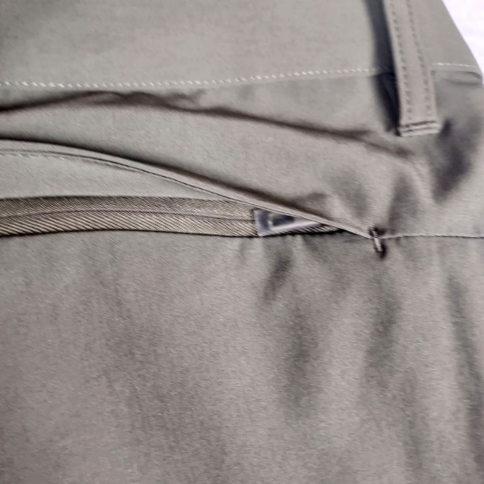 Fabletics Fabletics Pants Mens 42x32 Olive Performance Stretch Casual Athletic Size US 42 / EU 58 - 5 Thumbnail