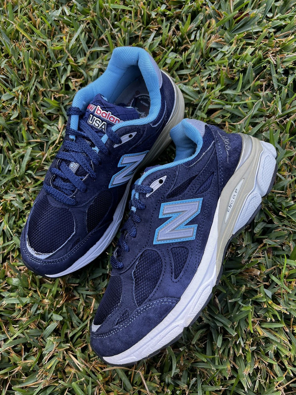 New Balance CLEAN New Balance 990v3 Made in USA size 8 Womens Navy Blue Size US 8 / IT 38 - 2 Thumbnail