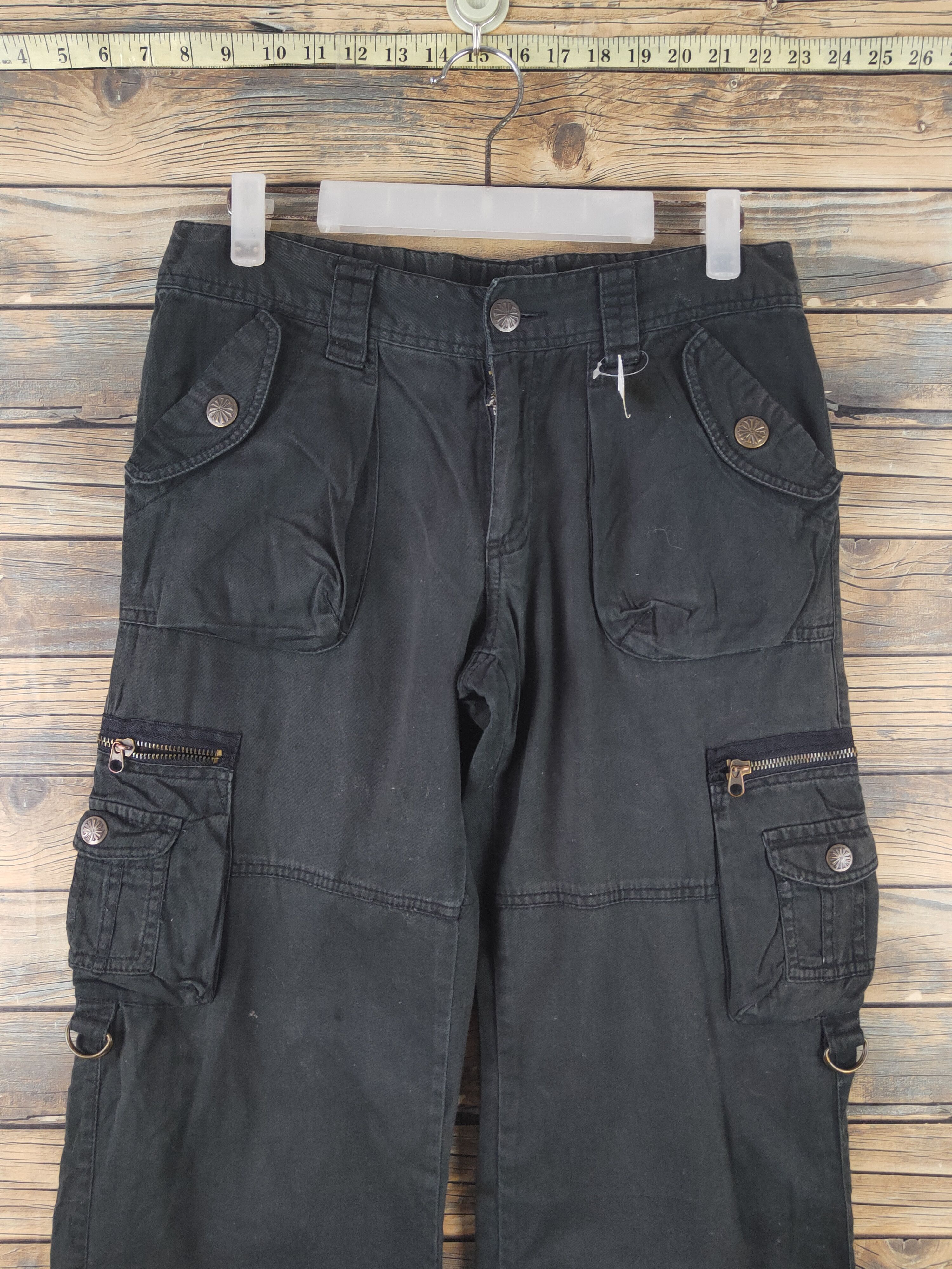 Japanese Brand DL Japanese Brand Black Multipocket Cargo Pants #1910 Size US 31 - 2 Thumbnail
