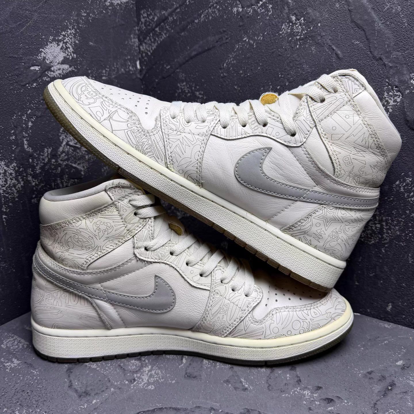 Nike Air Jordan 1 White Laser Q10 Size US 9 / EU 42 - 4 Thumbnail